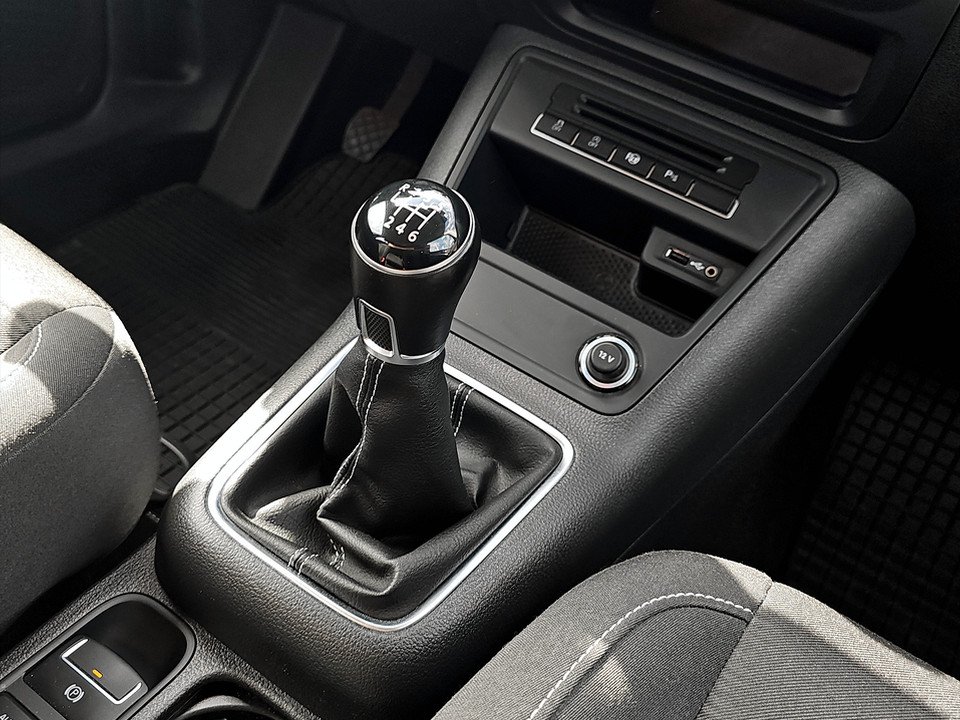 VW Tiguan 2.0 TDI Lounge Tech | Bild 18 von 21