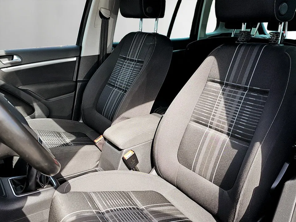 VW Tiguan 2.0 TDI Lounge Tech | Bild 8 von 21