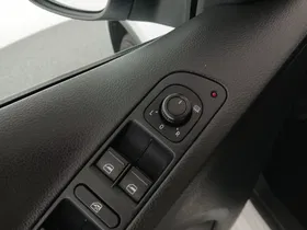 VW Tiguan 1.4 TSI BlueMotion | Thumbnail 11 von 27