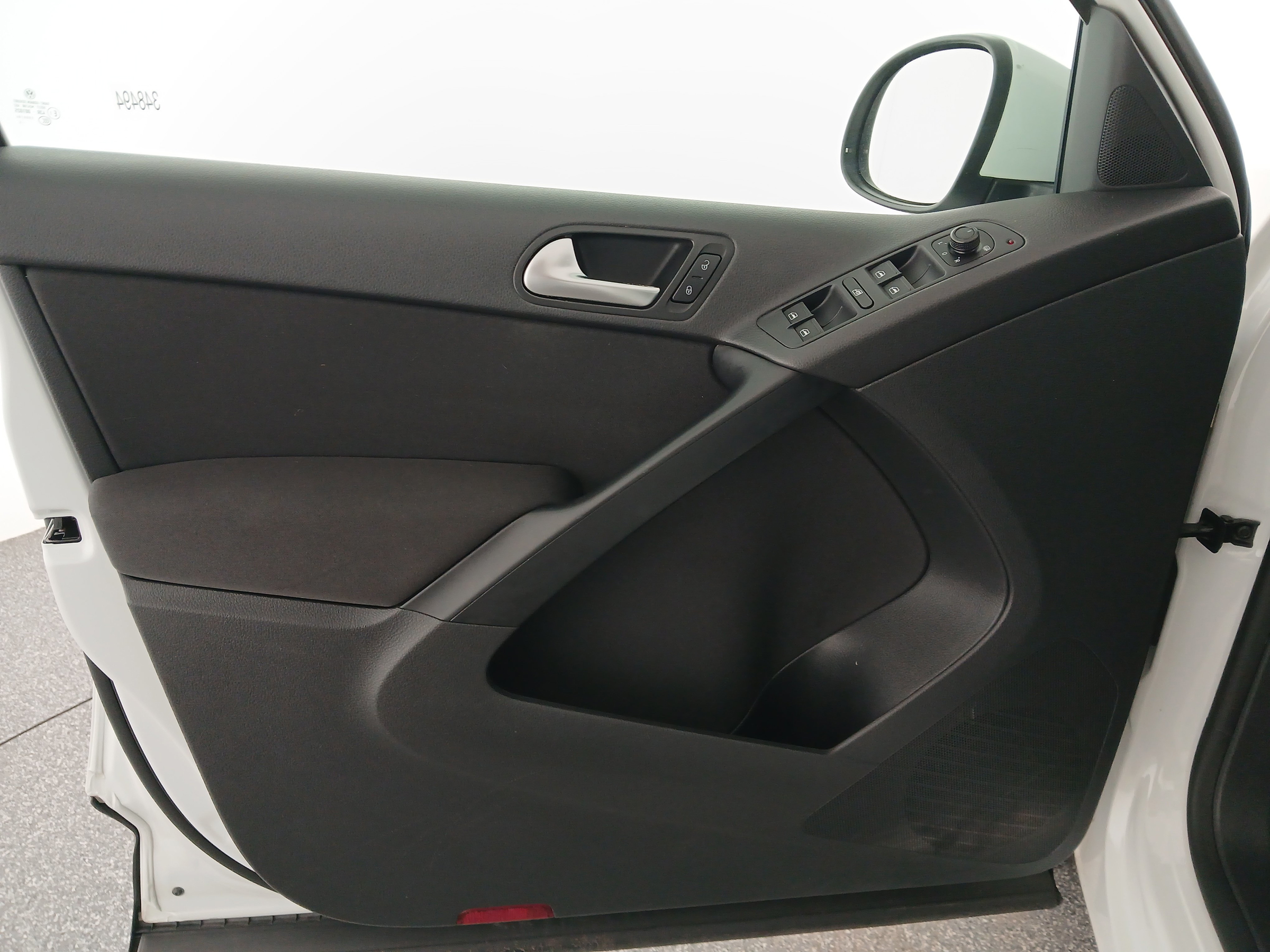 VW Tiguan 1.4 TSI BlueMotion | Bild 12 von 27