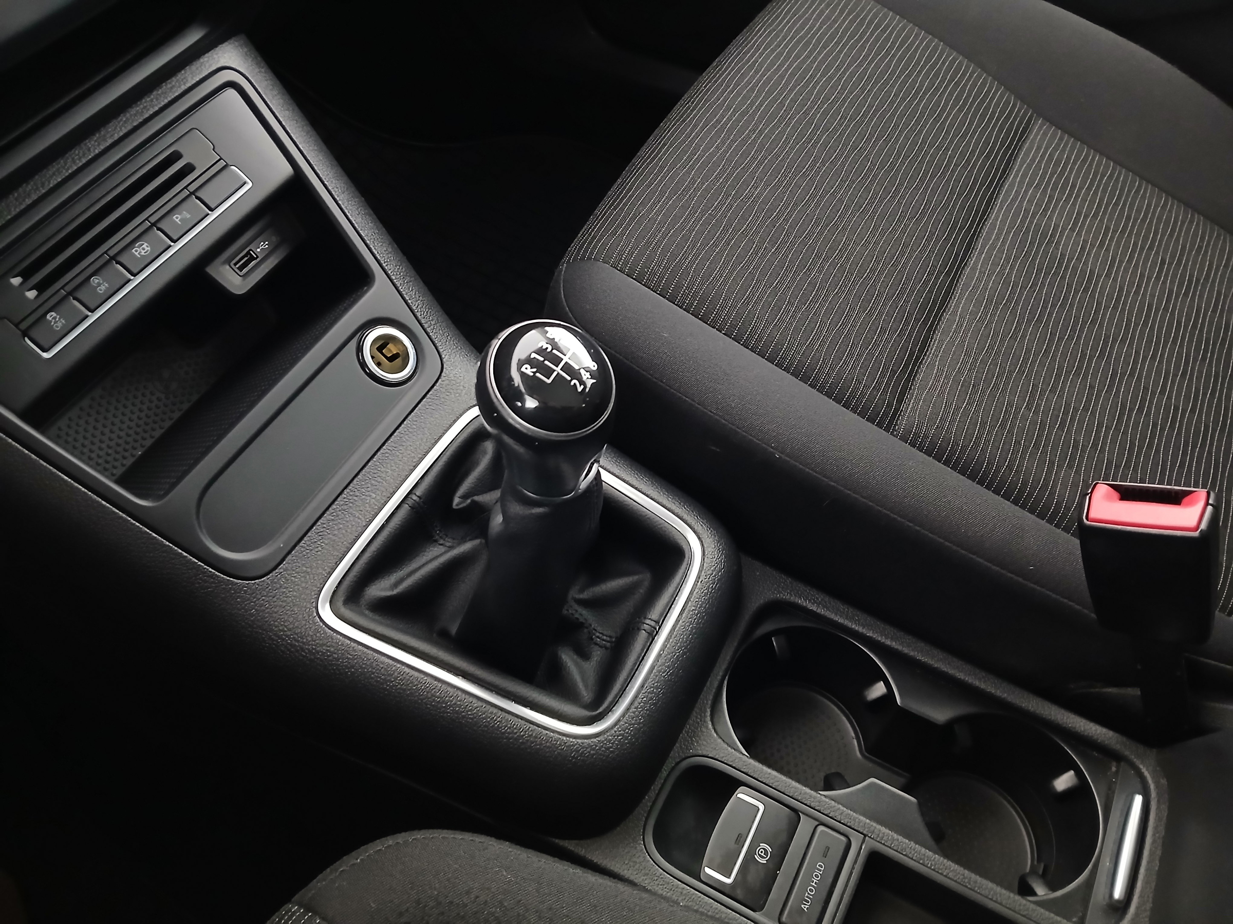 VW Tiguan 1.4 TSI BlueMotion | Bild 25 von 27