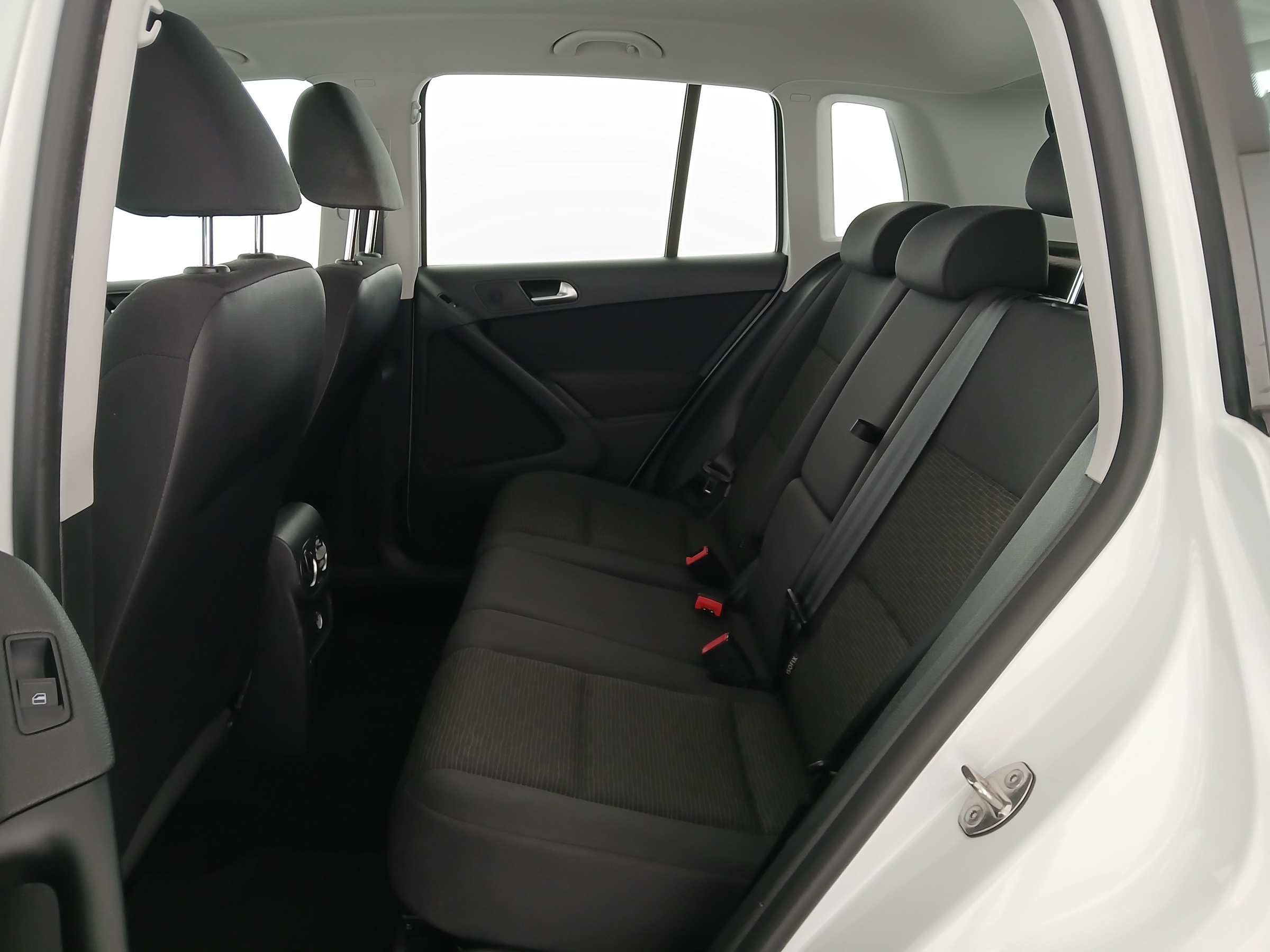 VW Tiguan 1.4 TSI BlueMotion | Bild 26 von 27