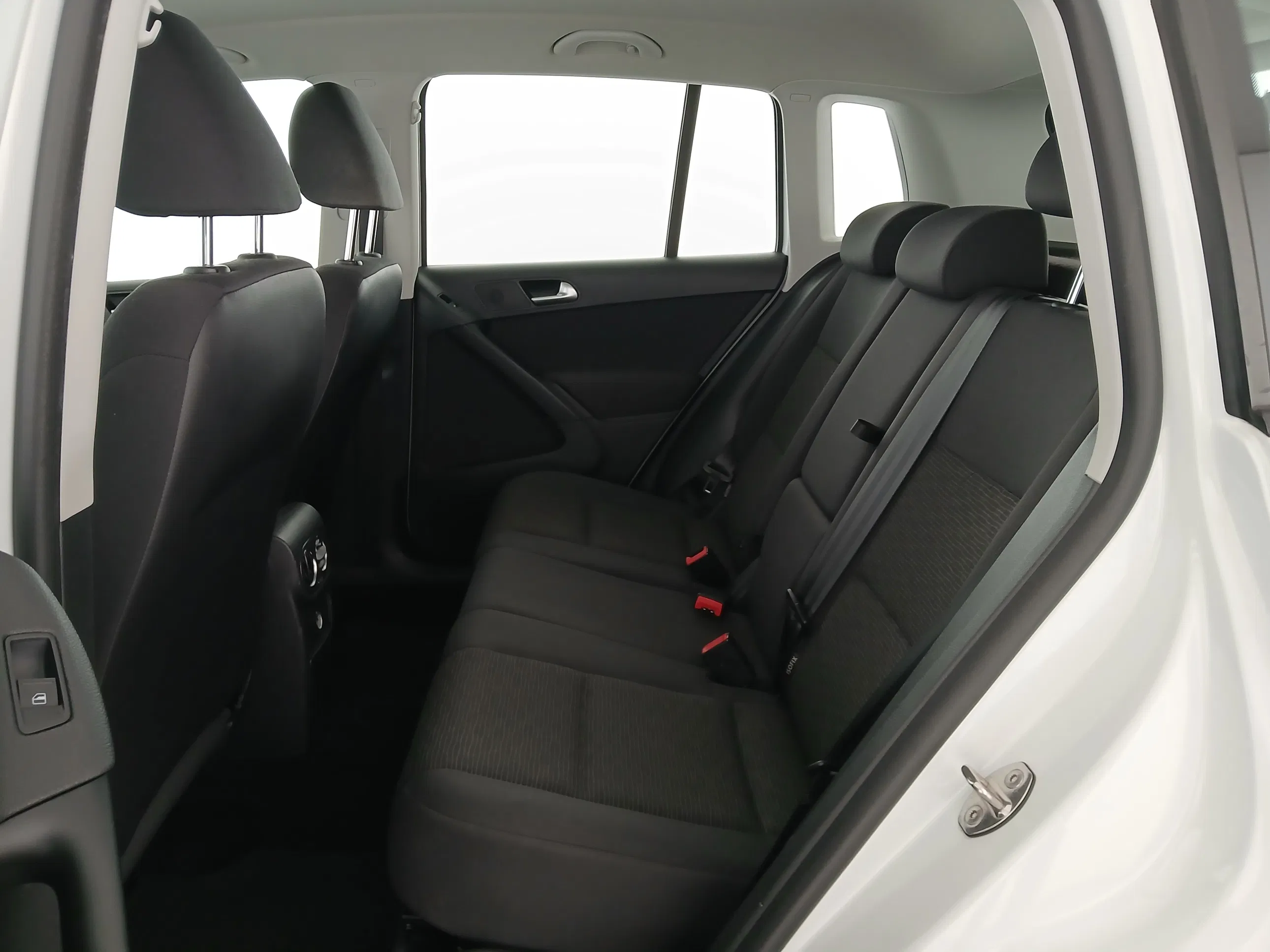 VW Tiguan 1.4 TSI BlueMotion | Bild 26 von 27