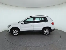 VW Tiguan 1.4 TSI BlueMotion | Thumbnail 9 von 27