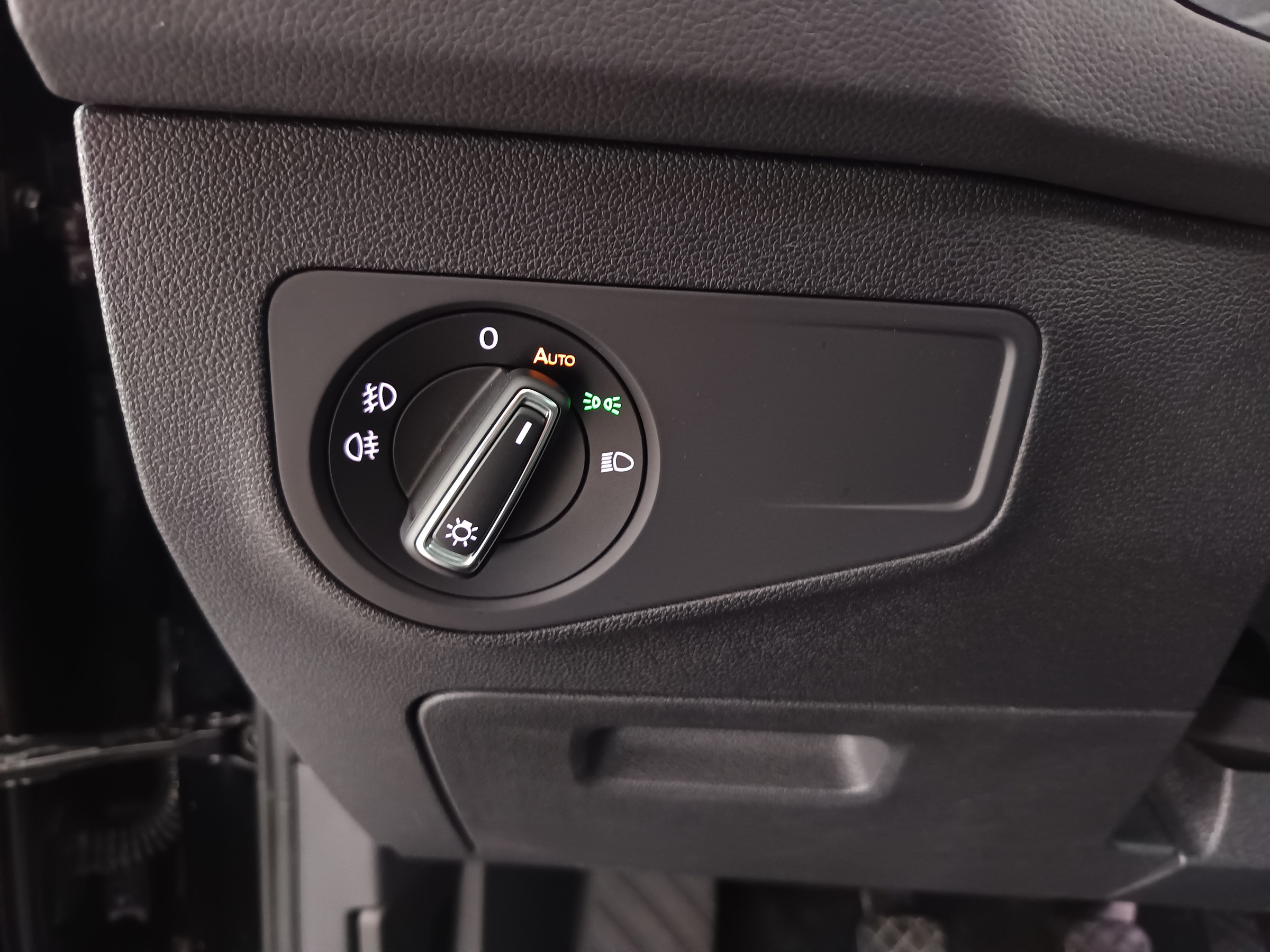 VW Tiguan 2.0 TDI BMT 4Motion Comfortline | Bild 13 von 31