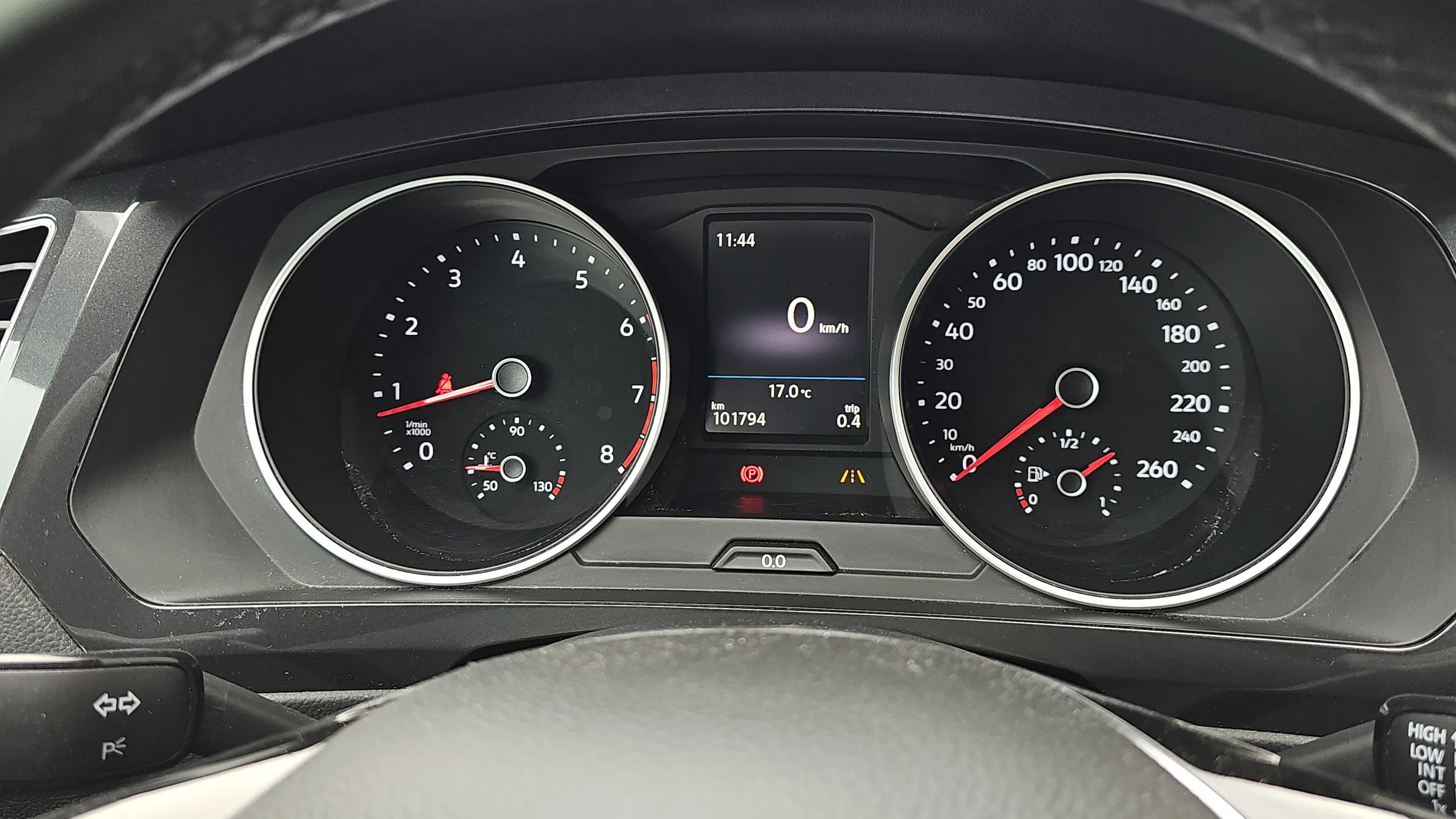 VW Tiguan 1.4 TSI BMT Comfortline | Bild 13 von 20
