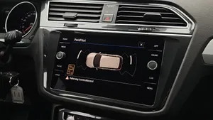 VW Tiguan 1.4 TSI BMT Comfortline | Thumbnail 15 von 20