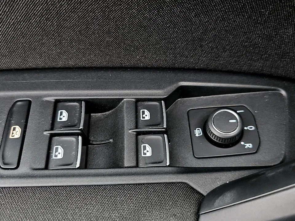 VW Tiguan 1.4 TSI BMT Comfortline | Bild 8 von 20