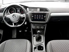 VW Tiguan 1.4 TSI BMT Comfortline | Thumbnail 11 von 20