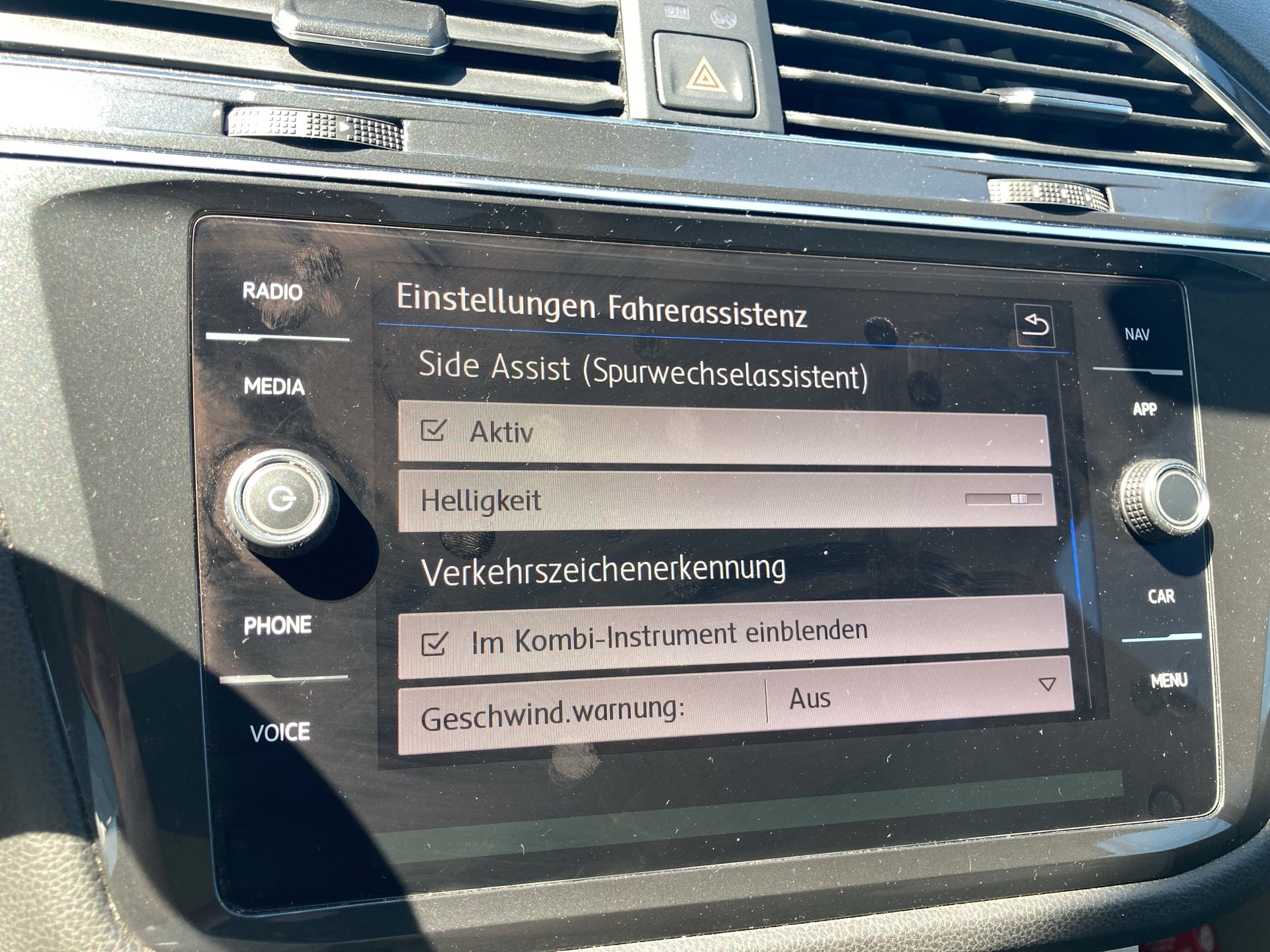 VW Tiguan Allspace CL TDI DSG 5-Sitzer | Bild 18 von 31