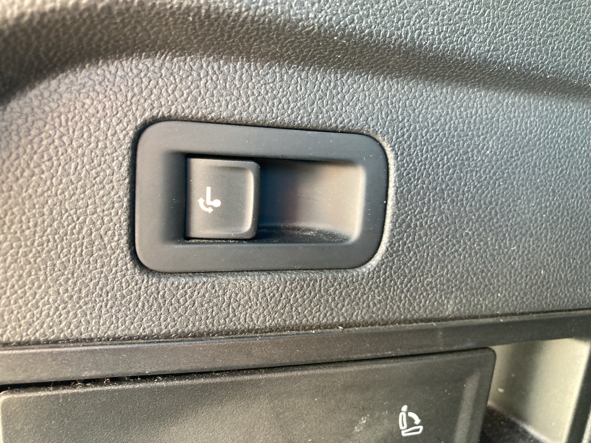 VW Tiguan Allspace CL TDI DSG 5-Sitzer | Bild 24 von 31