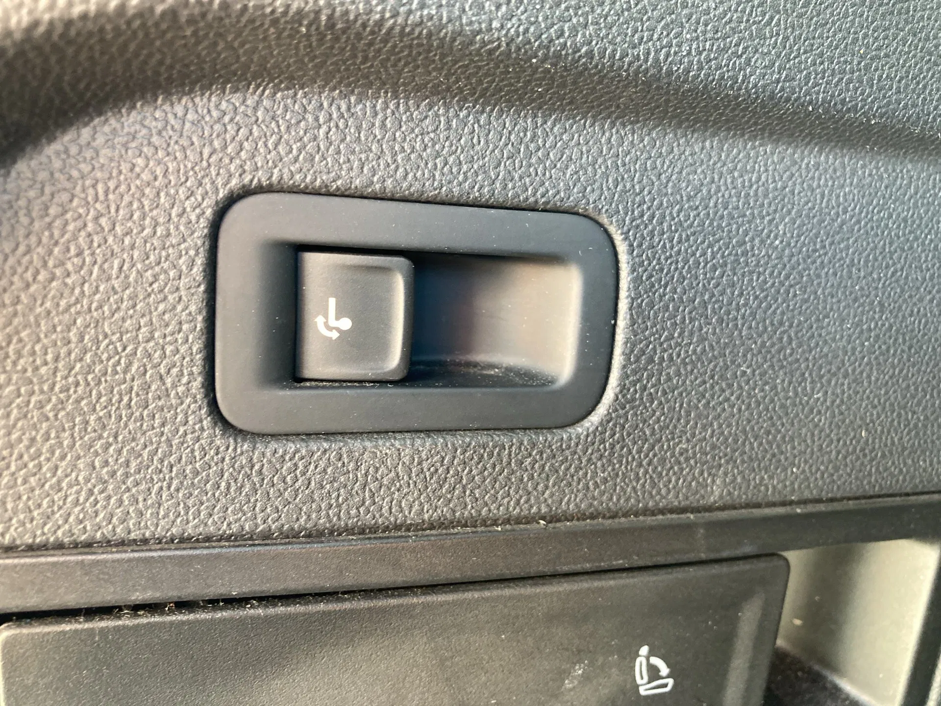 VW Tiguan Allspace CL TDI DSG 5-Sitzer | Bild 24 von 31