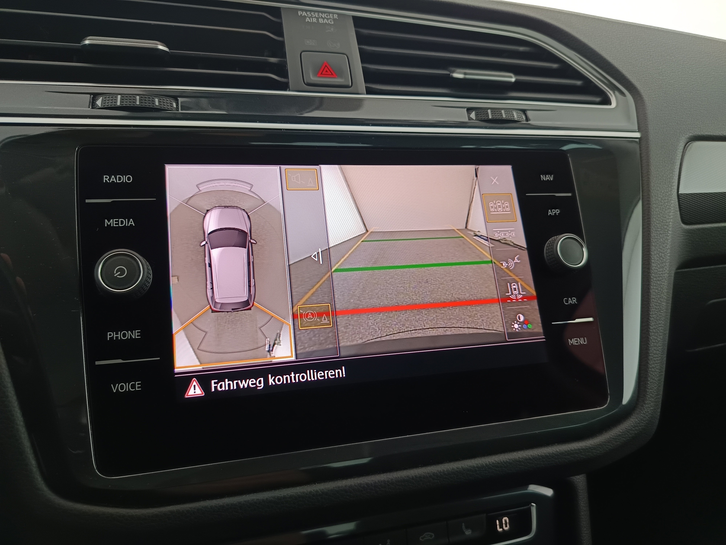 VW Tiguan 2.0 TDI BMT Highline | Bild 22 von 31