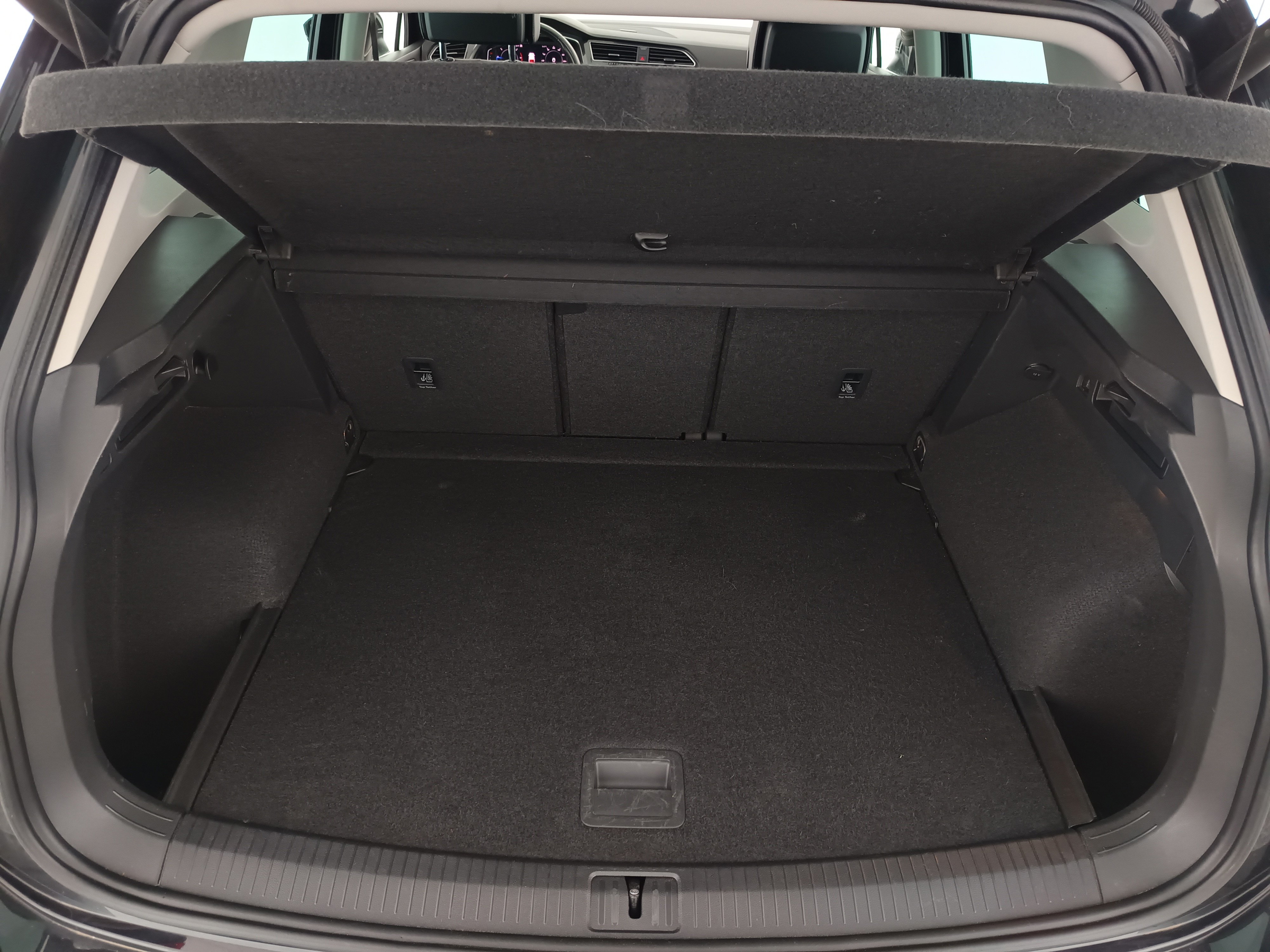 VW Tiguan 2.0 TDI BMT Highline | Bild 30 von 31