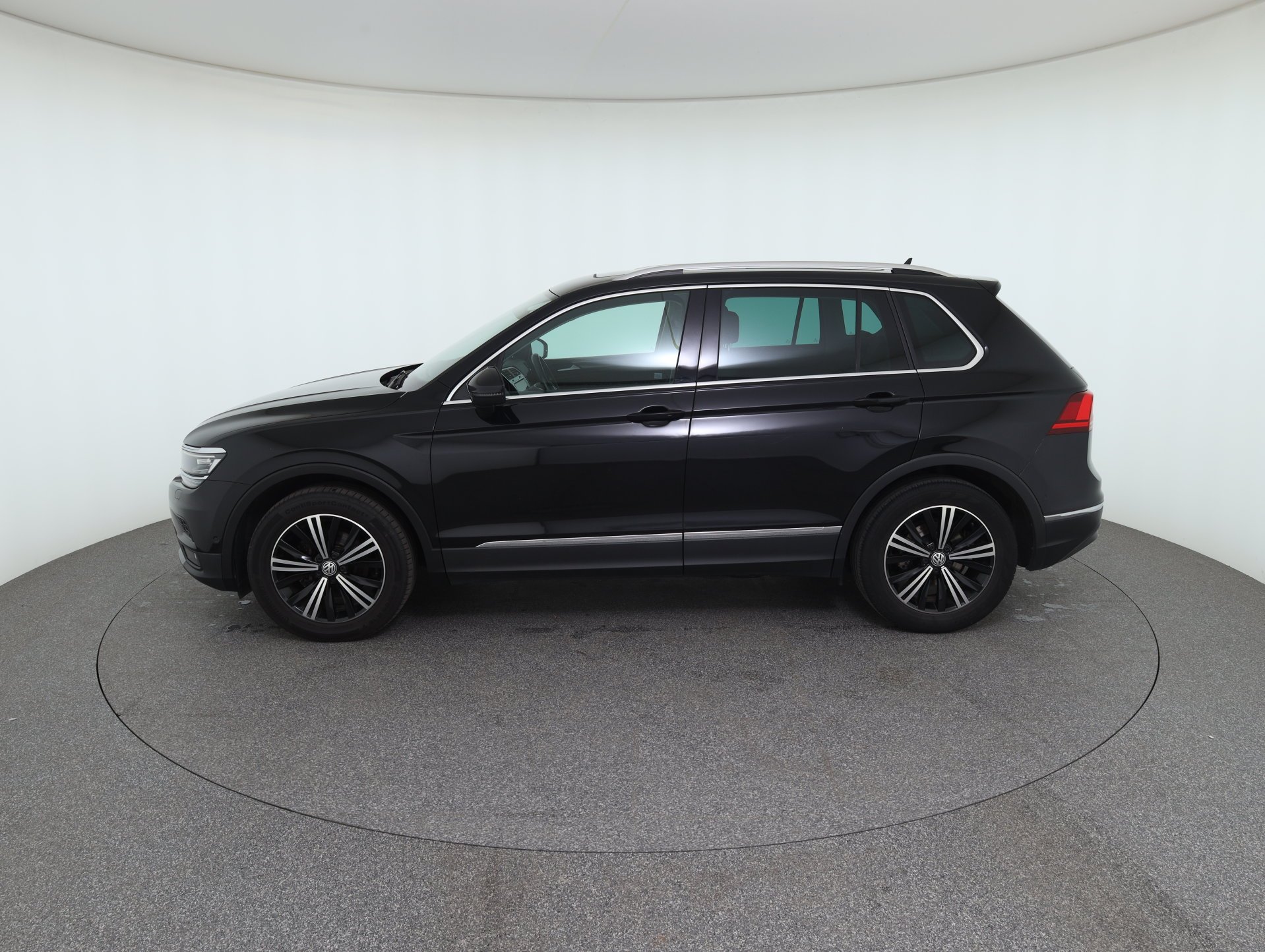 VW Tiguan 2.0 TDI BMT Highline | Bild 9 von 31