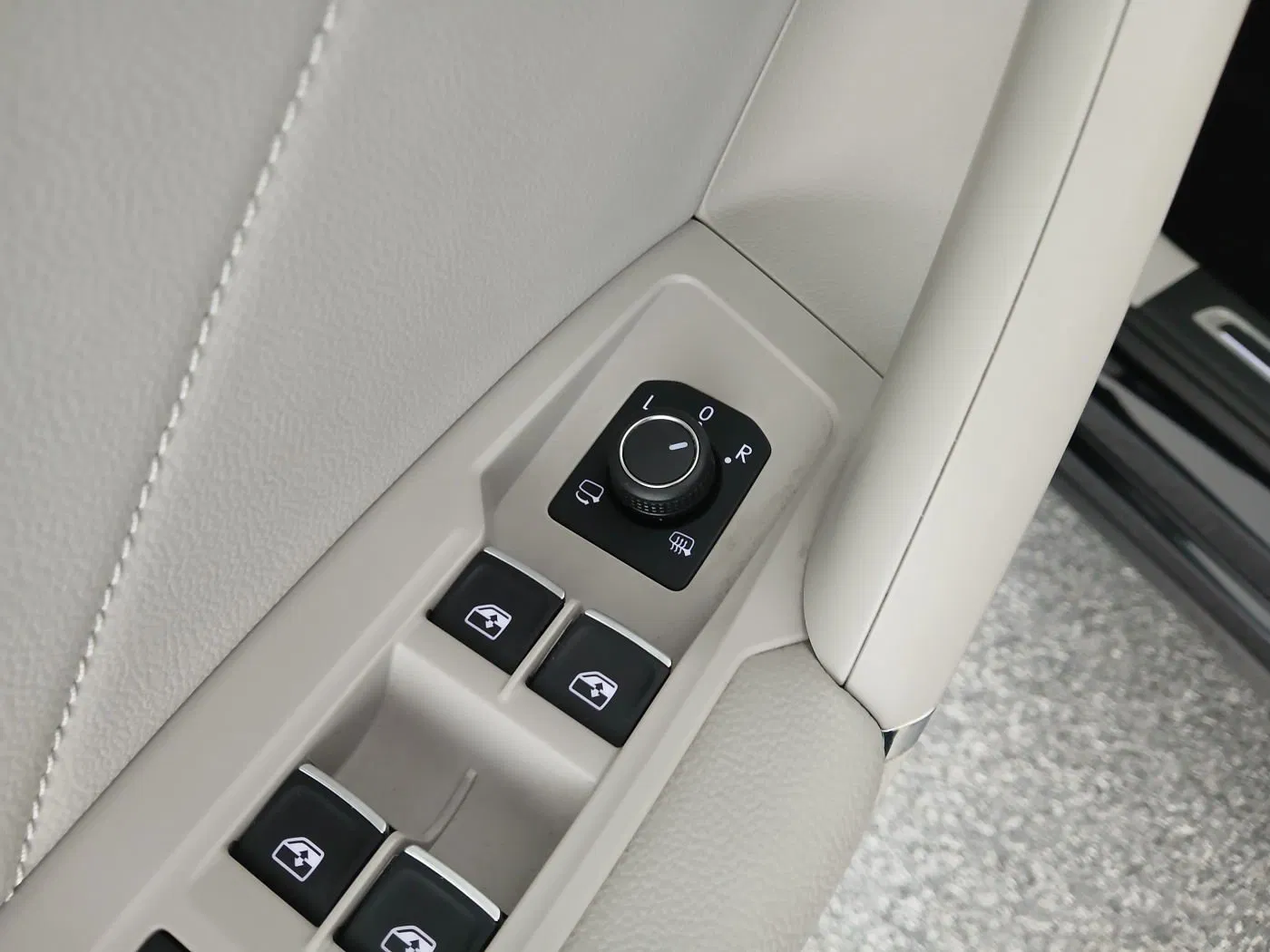 VW Tiguan Allspace 1.5 TSI 7-Sitzer Highline | Bild 12 von 31