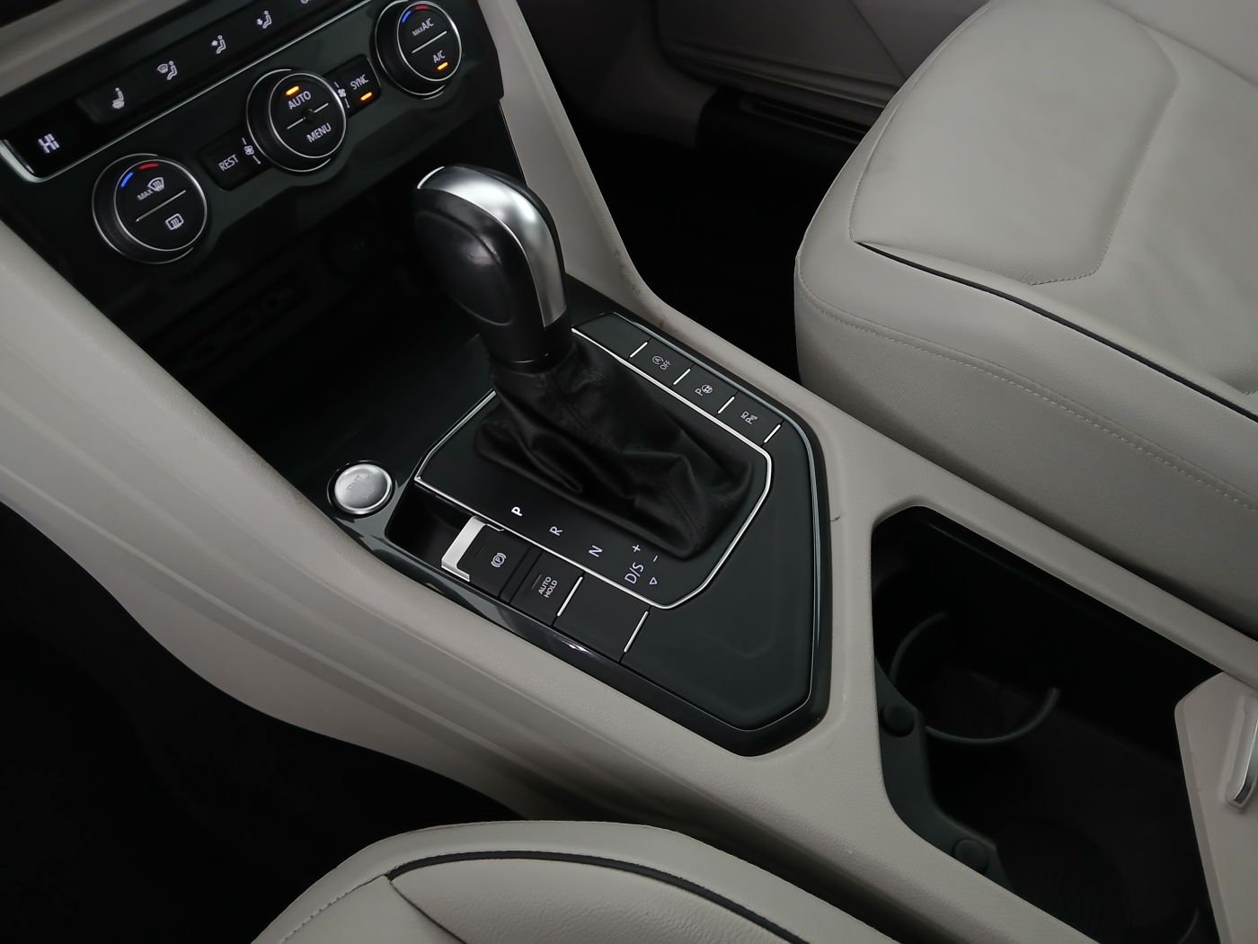 VW Tiguan Allspace 1.5 TSI 7-Sitzer Highline | Bild 26 von 31