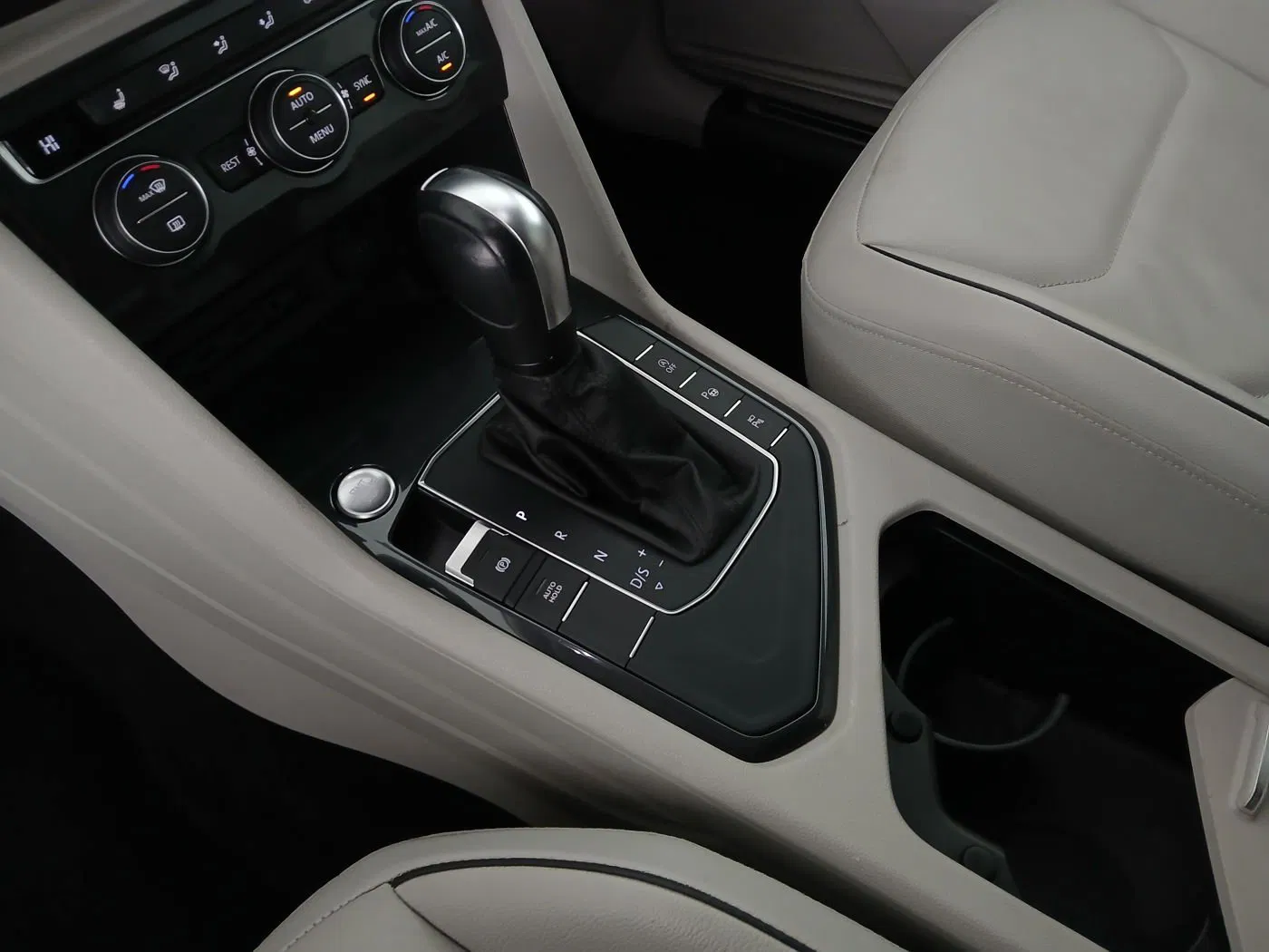 VW Tiguan Allspace 1.5 TSI 7-Sitzer Highline | Bild 26 von 31