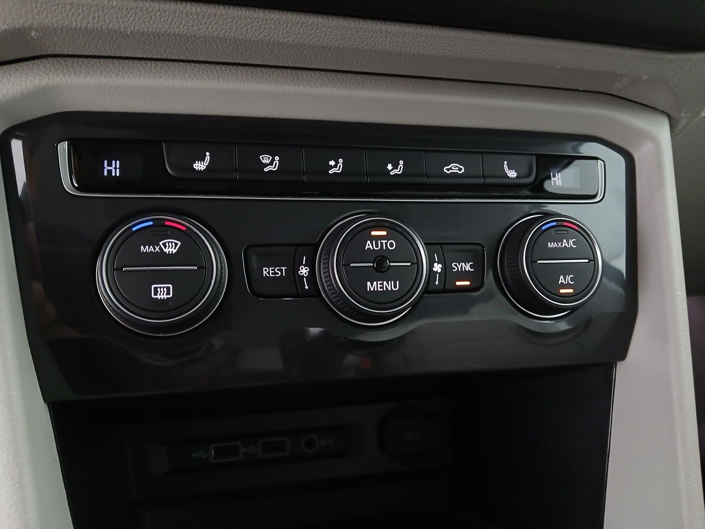 VW Tiguan Allspace 1.5 TSI 7-Sitzer Highline | Bild 25 von 31