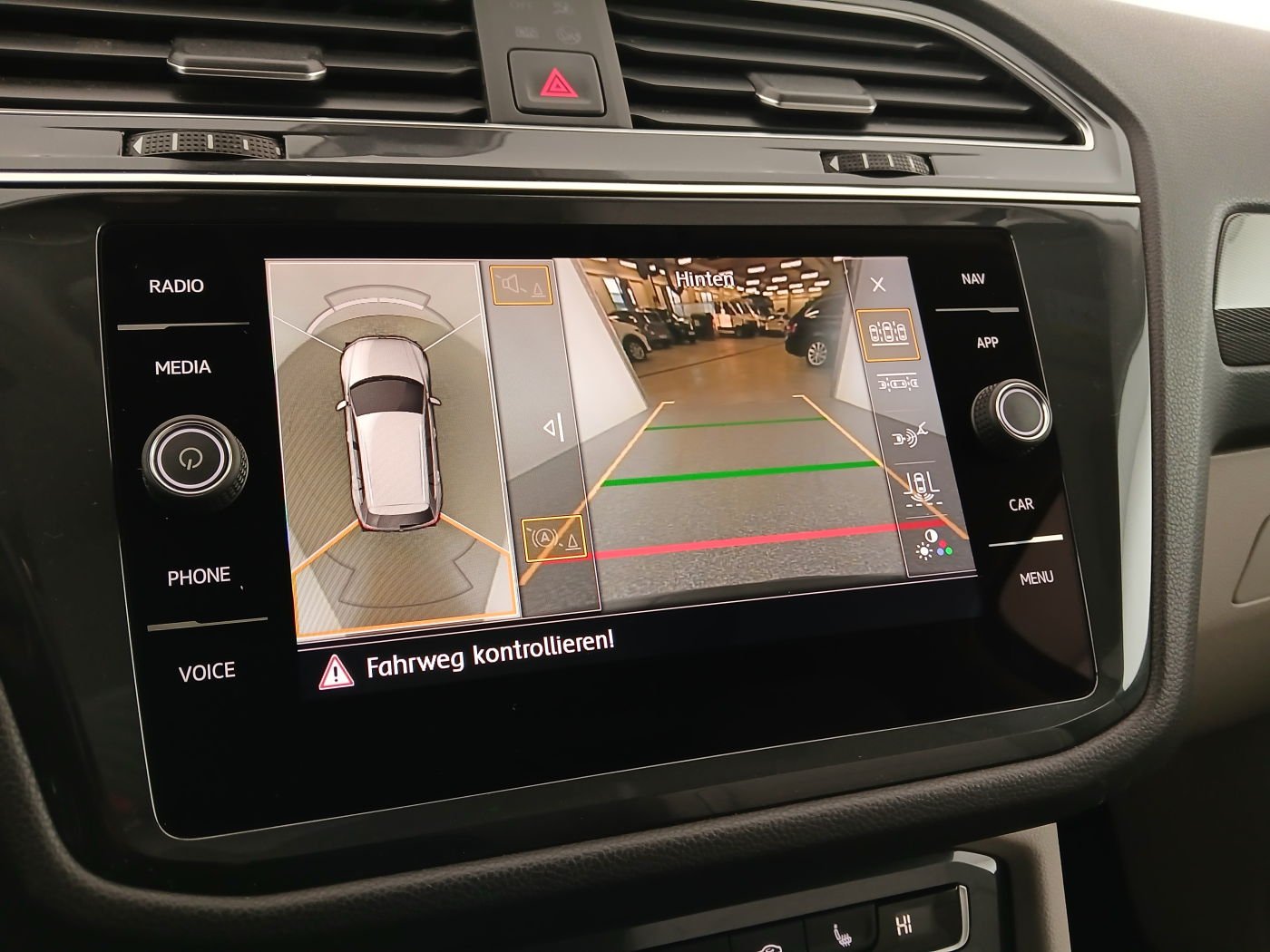 VW Tiguan Allspace 1.5 TSI 7-Sitzer Highline | Bild 24 von 31