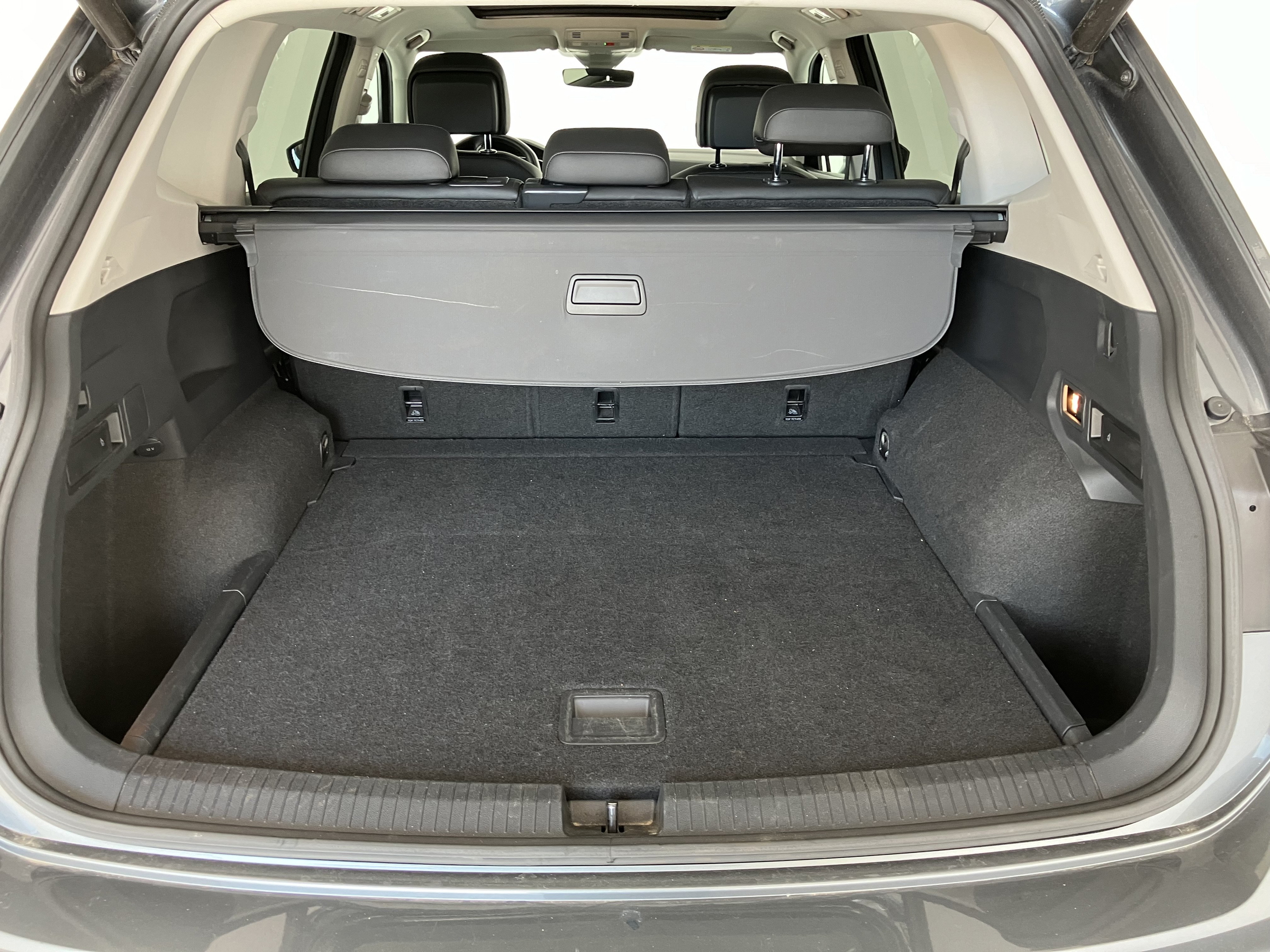 VW Tiguan Allspace 2.0 TDI 7-Sitzer Highline | Bild 13 von 30