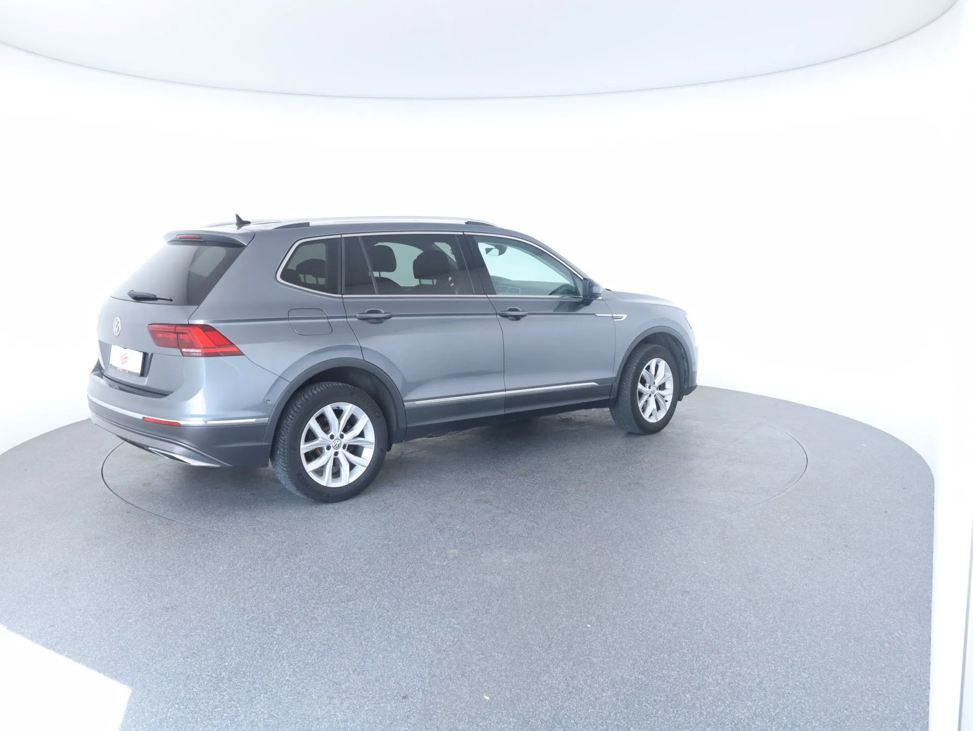 VW Tiguan Allspace 2.0 TDI 7-Sitzer Highline | Bild 27 von 30