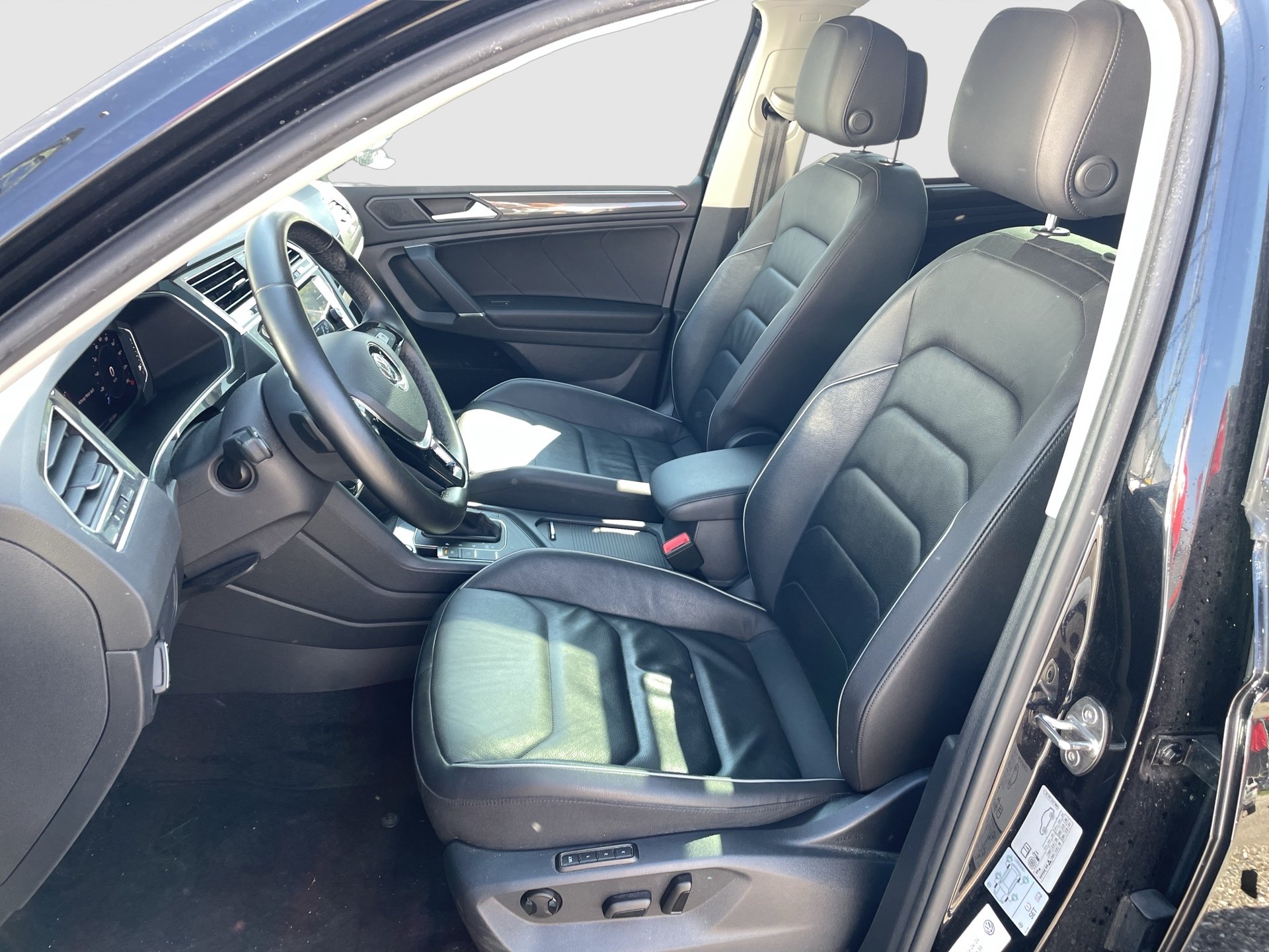 VW Tiguan Allspace HL TSI OPF DSG 5-Sitzer | Bild 11 von 30