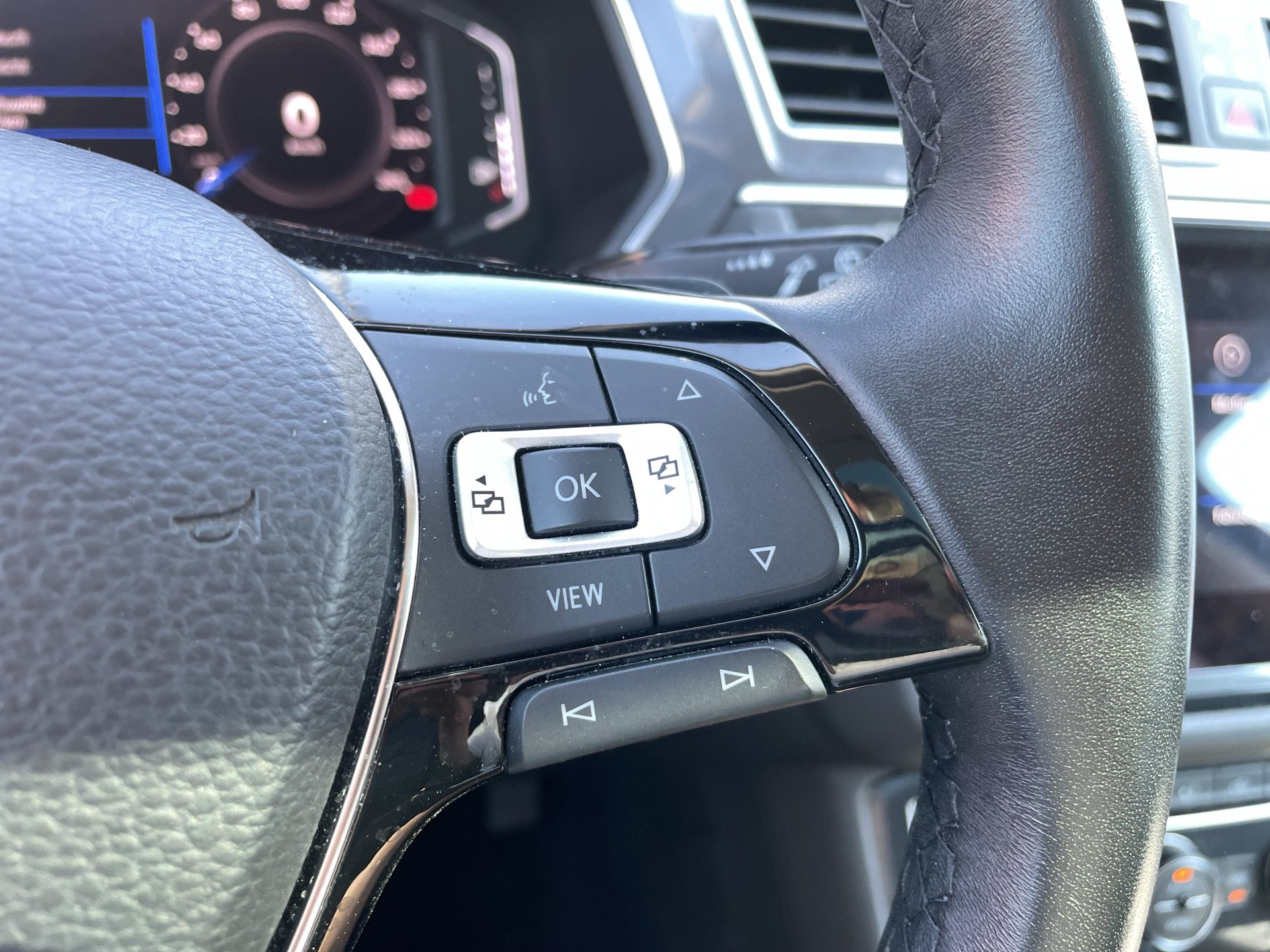 VW Tiguan Allspace HL TSI OPF DSG 5-Sitzer | Bild 17 von 30