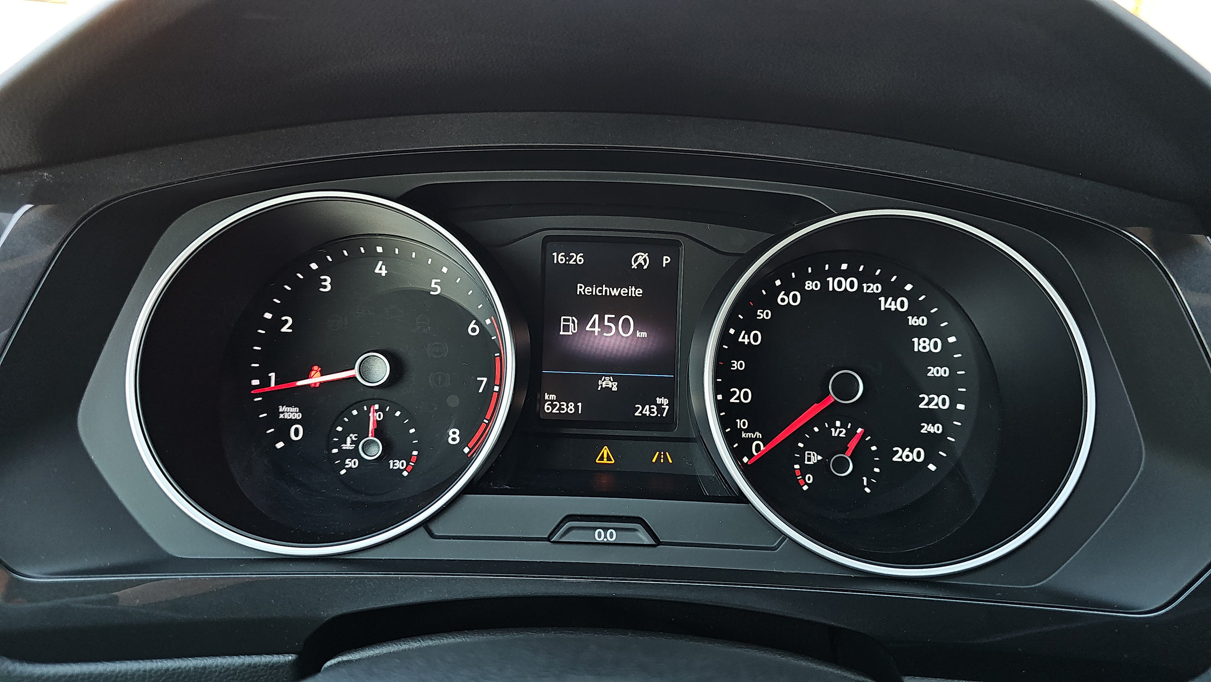VW Tiguan 2.0 TSI DSG 4M | Bild 13 von 22