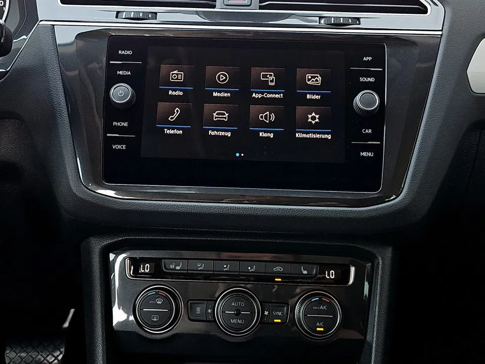 VW Tiguan 2.0 TSI DSG 4M | Bild 14 von 22