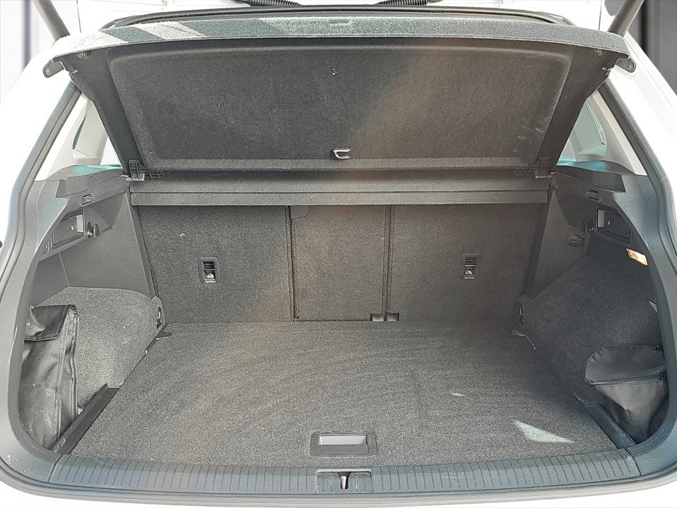 VW Tiguan 2.0 TSI DSG 4M | Bild 20 von 22