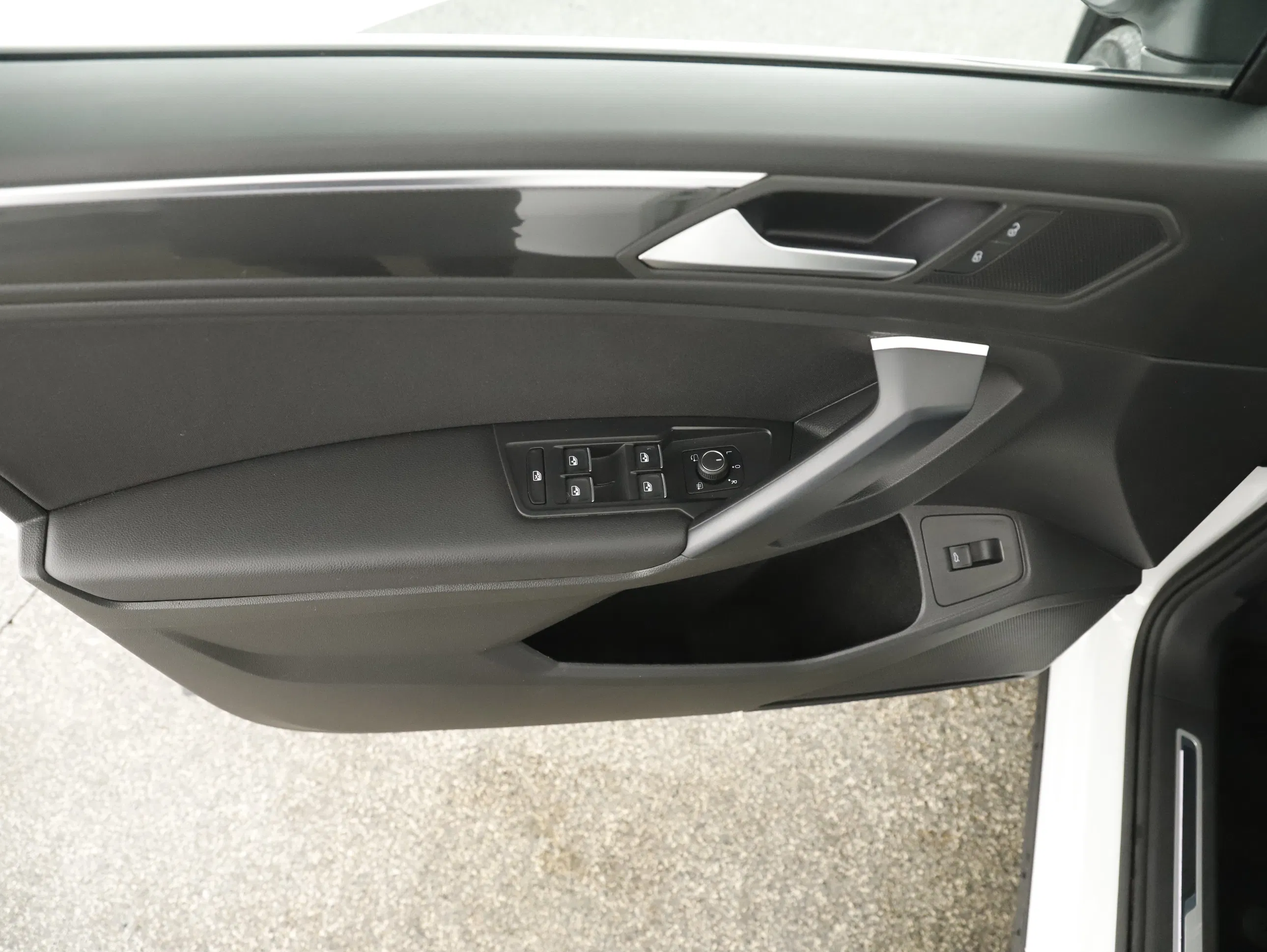 VW Tiguan Allspace 2.0 TDI 4Motion Highline | Bild 11 von 31