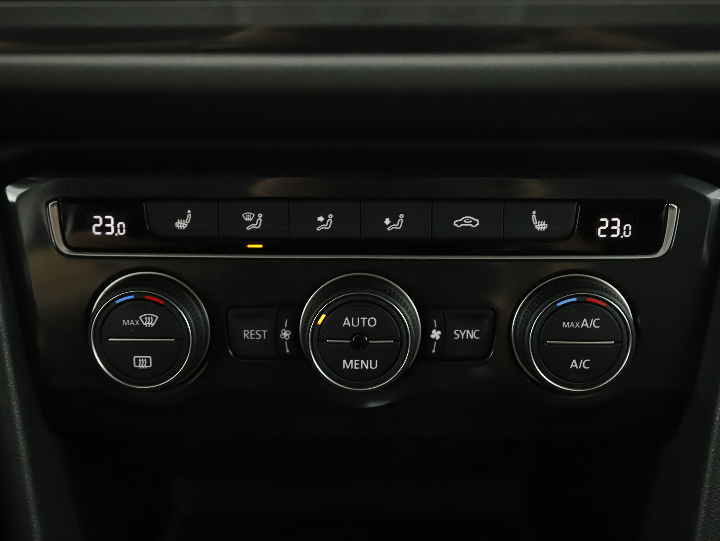 VW Tiguan Allspace 2.0 TDI 4Motion Highline | Bild 24 von 31