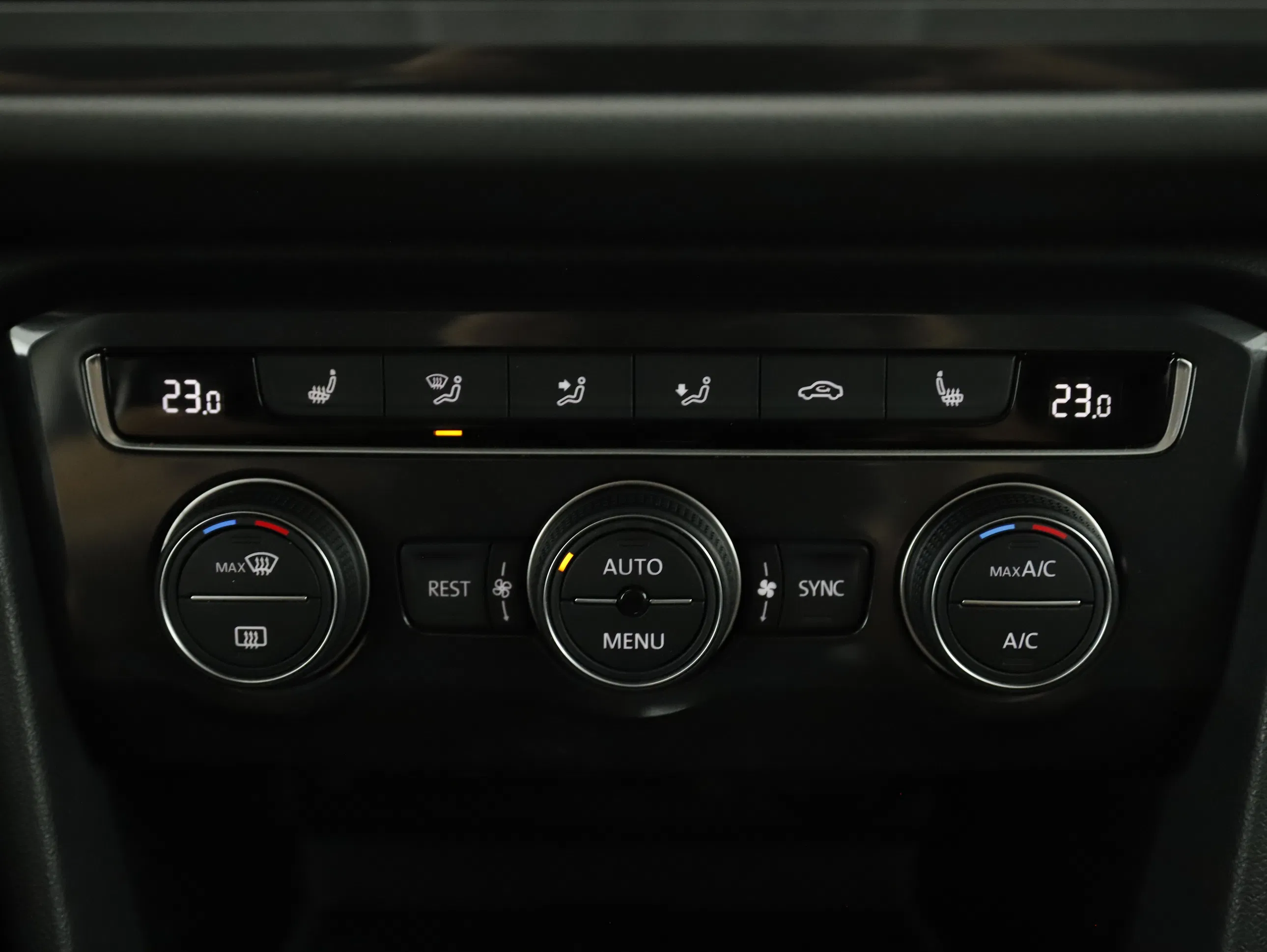 VW Tiguan Allspace 2.0 TDI 4Motion Highline | Bild 24 von 31