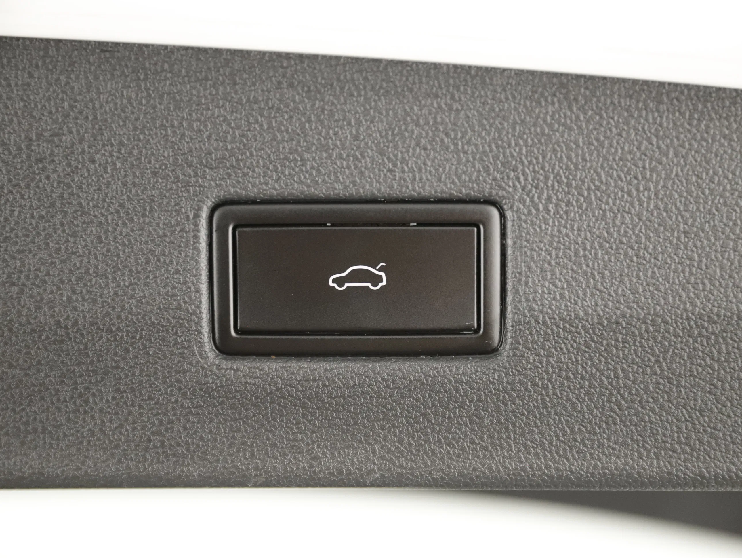 VW Tiguan Allspace 2.0 TDI 4Motion Highline | Bild 28 von 31