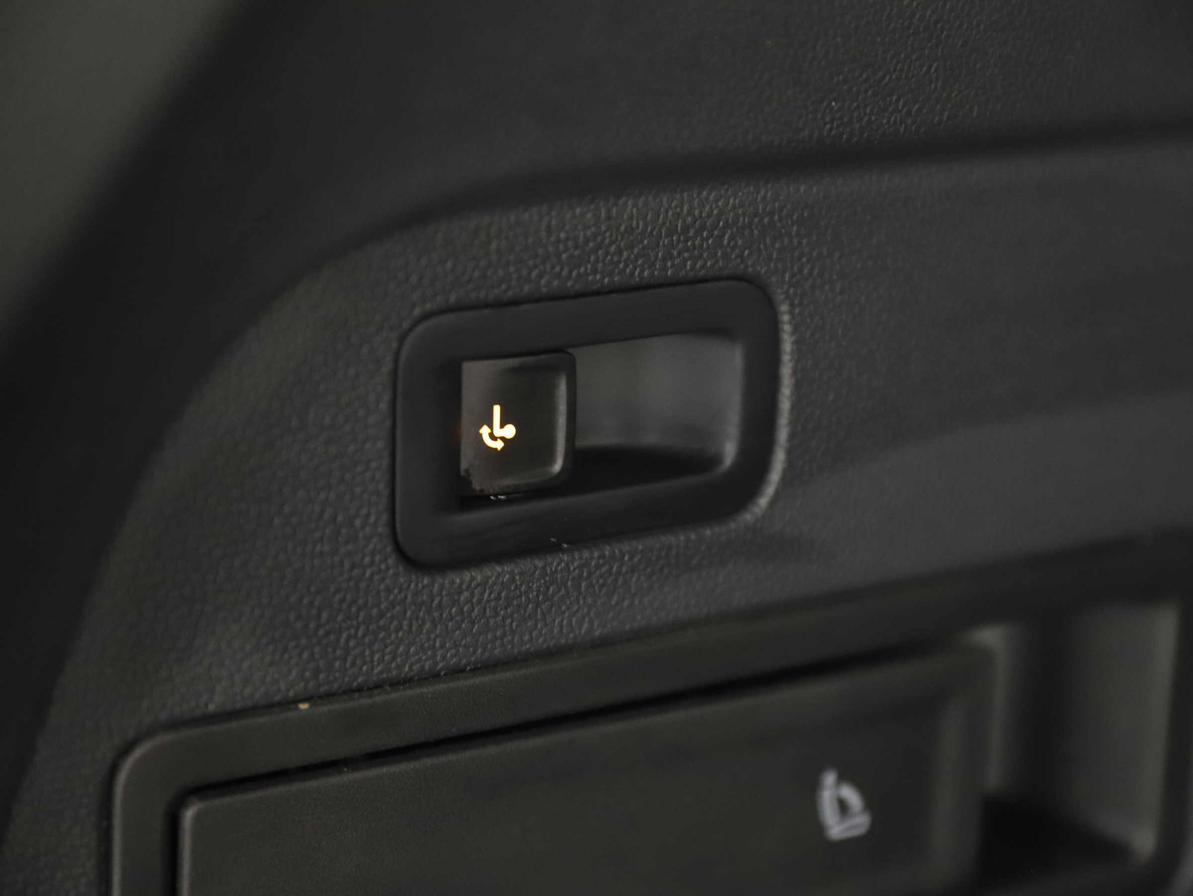 VW Tiguan Allspace 2.0 TDI 4Motion Highline | Bild 30 von 31