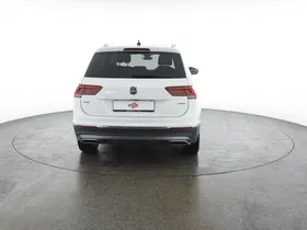 VW Tiguan Allspace 2.0 TDI 4Motion Highline | Thumbnail 7 von 31