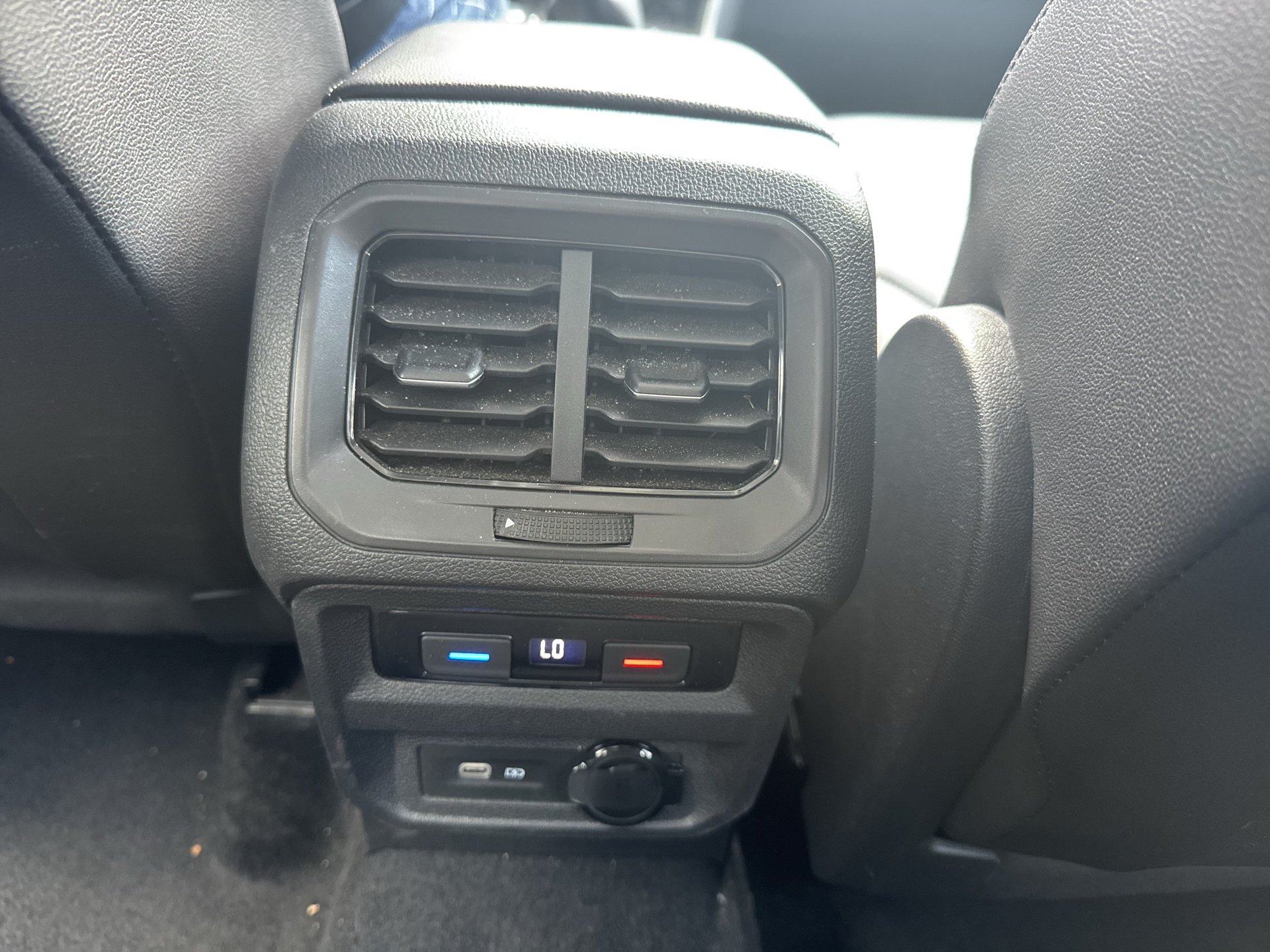 VW Tiguan Allspace Highline TDI | Bild 18 von 23