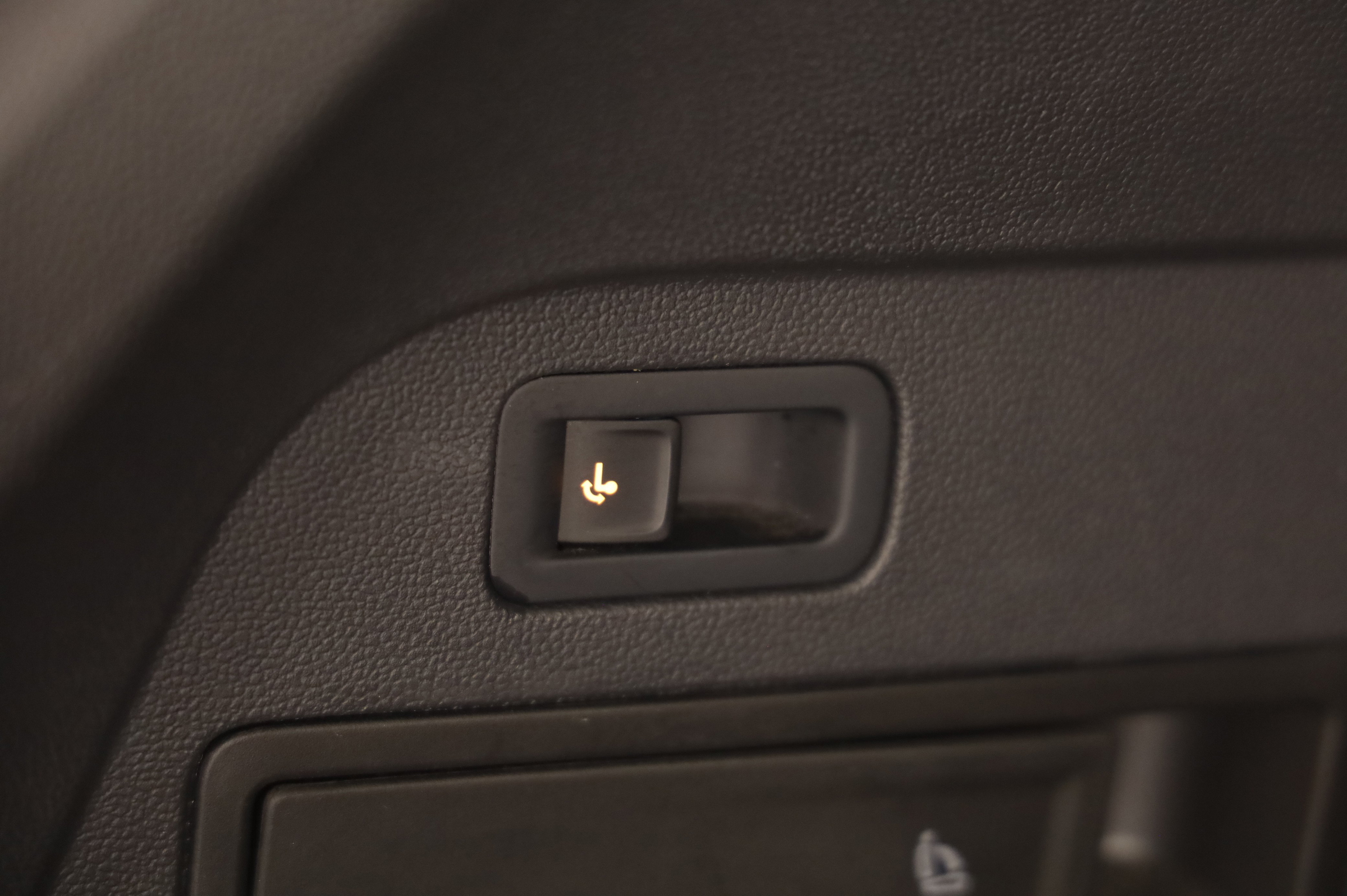 VW Tiguan Allspace 2.0 TDI 4Motion Highline | Bild 13 von 31