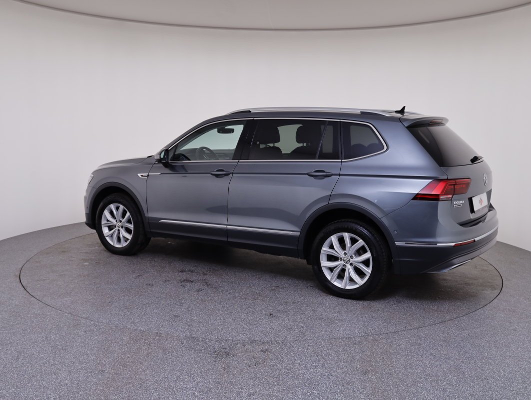VW Tiguan Allspace 2.0 TDI 4Motion Highline | Bild 3 von 31