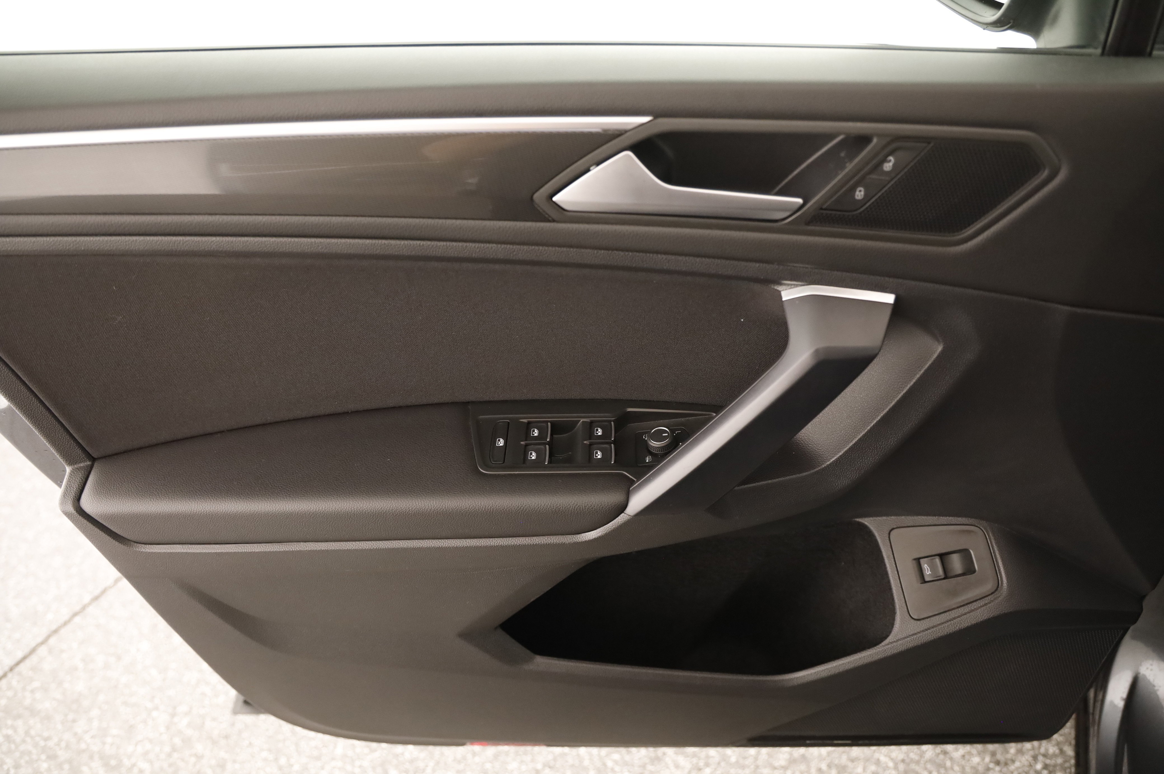 VW Tiguan Allspace 2.0 TDI 4Motion Highline | Bild 4 von 31