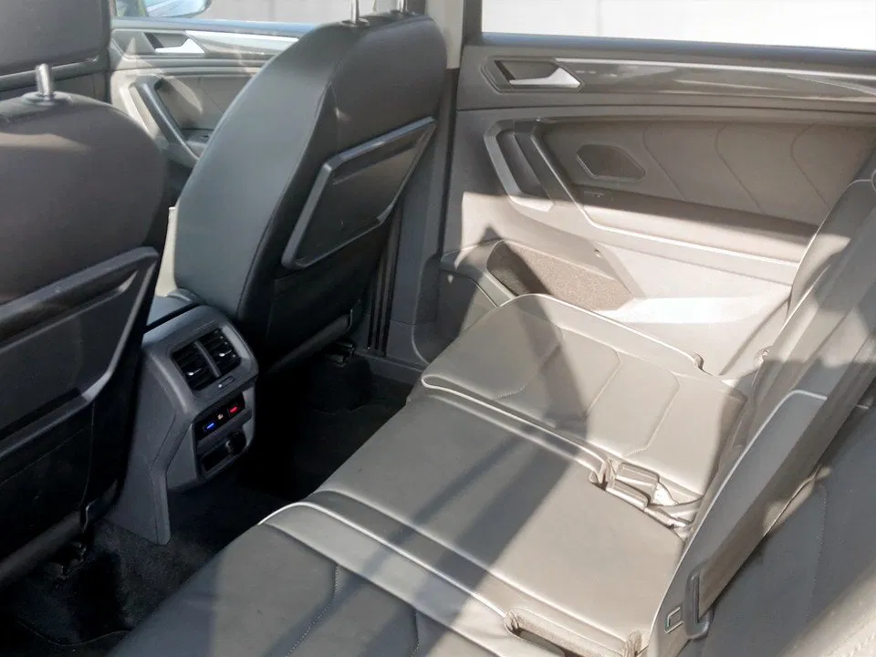 VW Tiguan Allspace 2.0 TDI 4M DSG | Bild 13 von 29