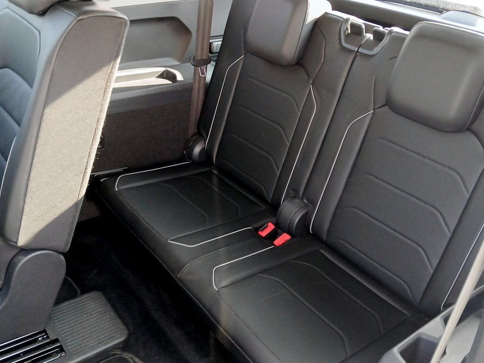 VW Tiguan Allspace 2.0 TDI 4M DSG | Bild 28 von 29