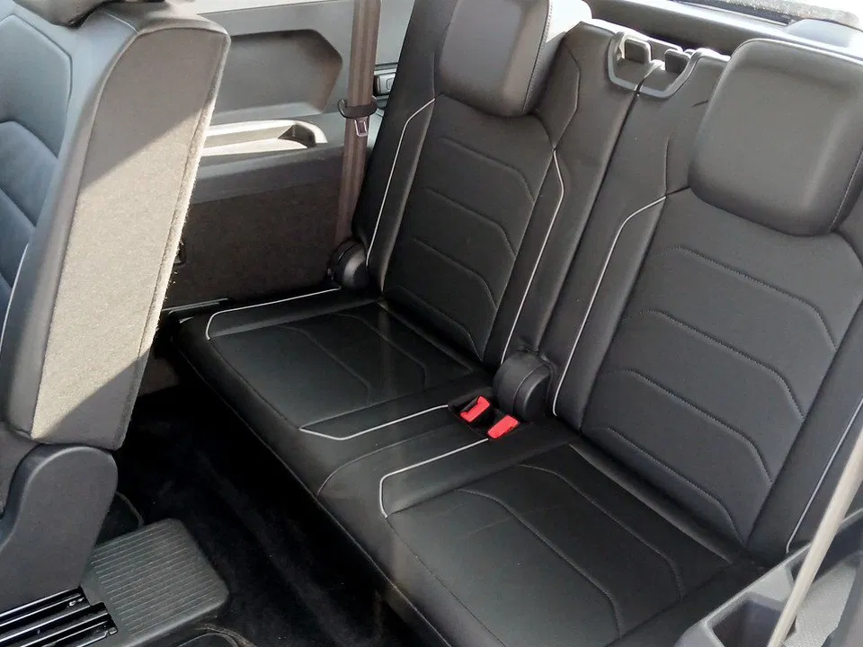 VW Tiguan Allspace 2.0 TDI 4M DSG | Bild 28 von 29
