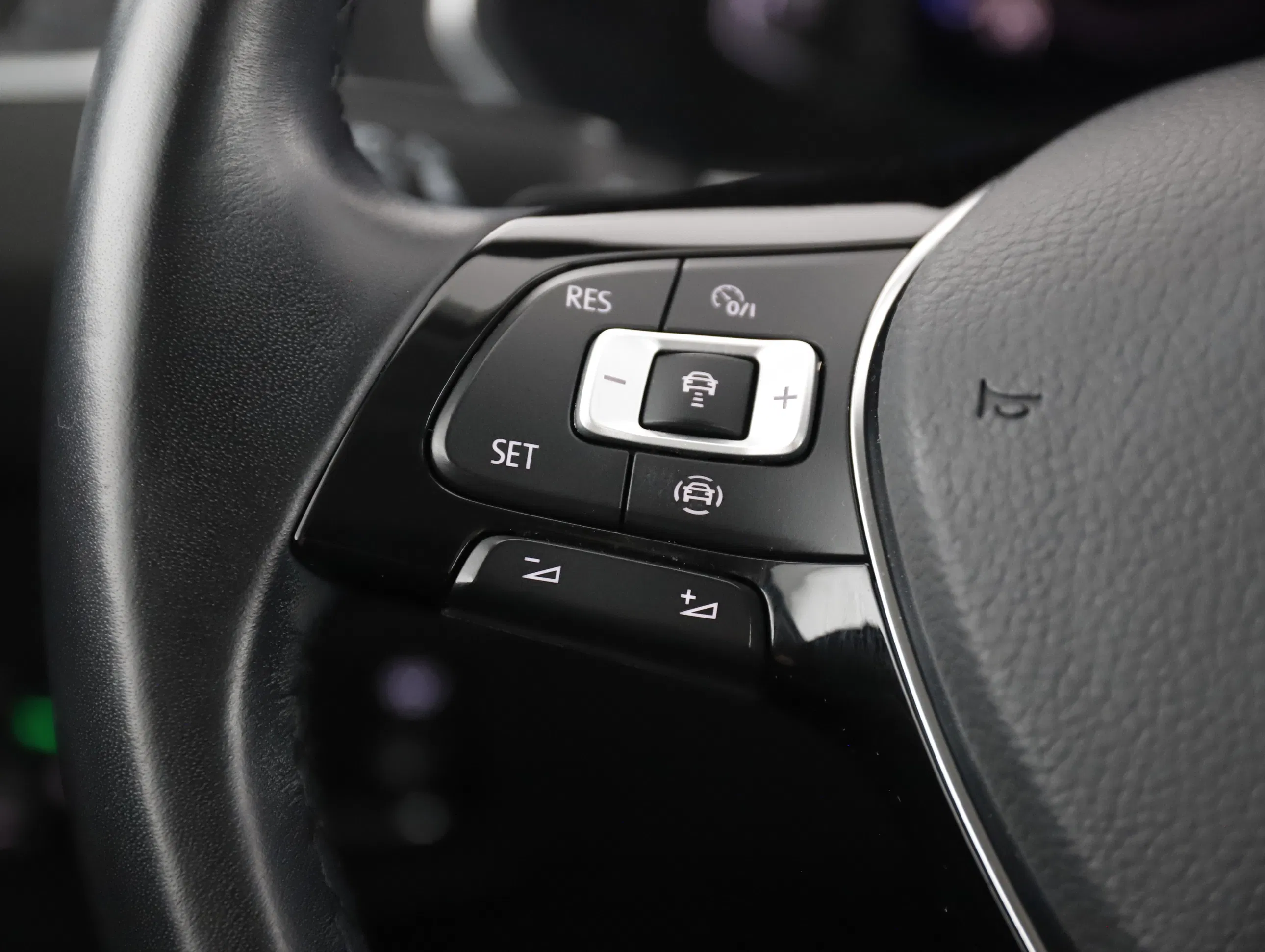 VW Tiguan Allspace 2.0 TDI 4Motion Highline | Bild 12 von 25