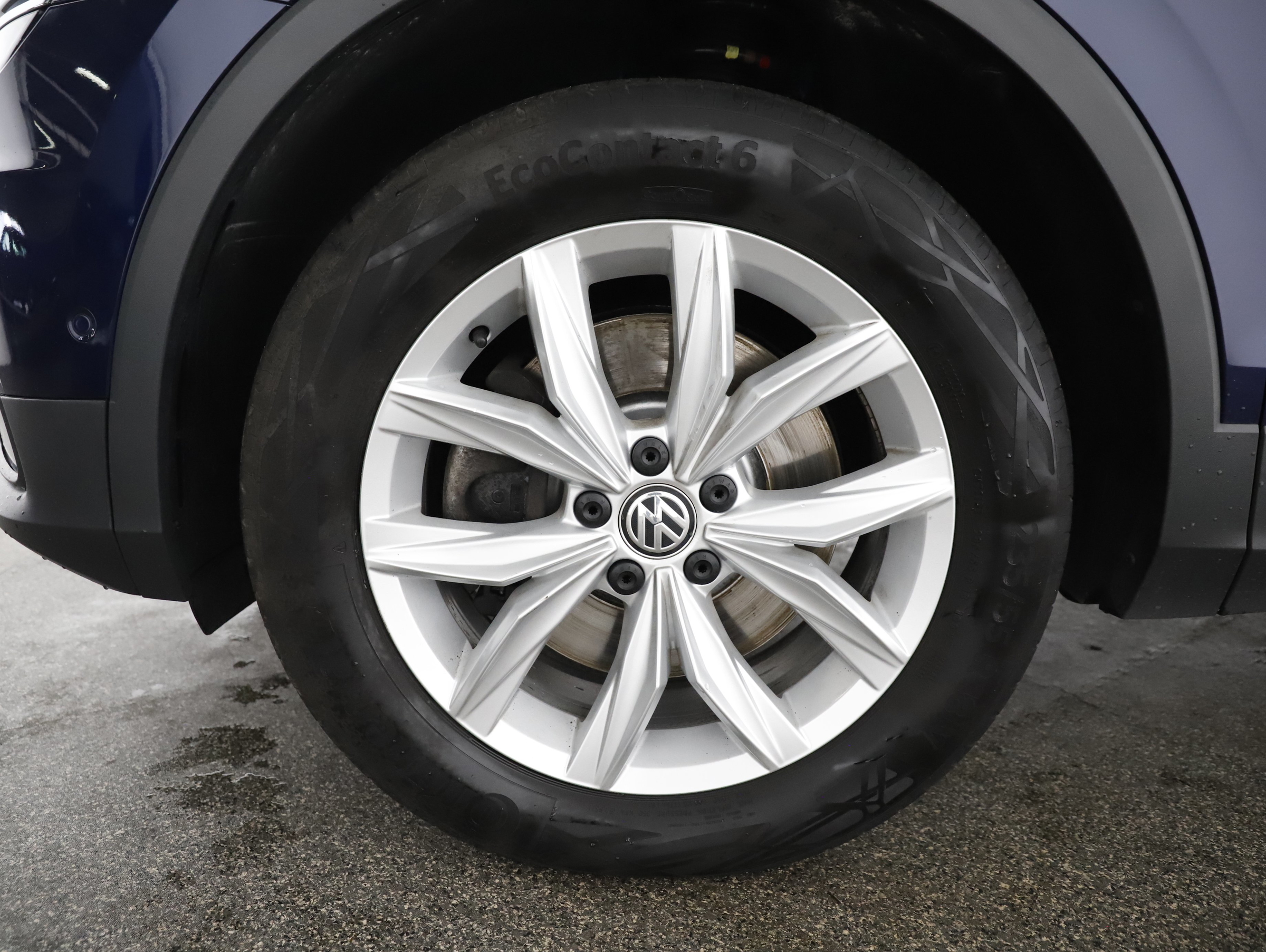 VW Tiguan Allspace 2.0 TDI 4Motion Highline | Bild 4 von 25