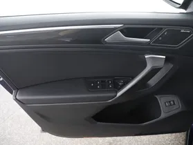 VW Tiguan Allspace 2.0 TDI 4Motion Highline | Thumbnail 5 von 25