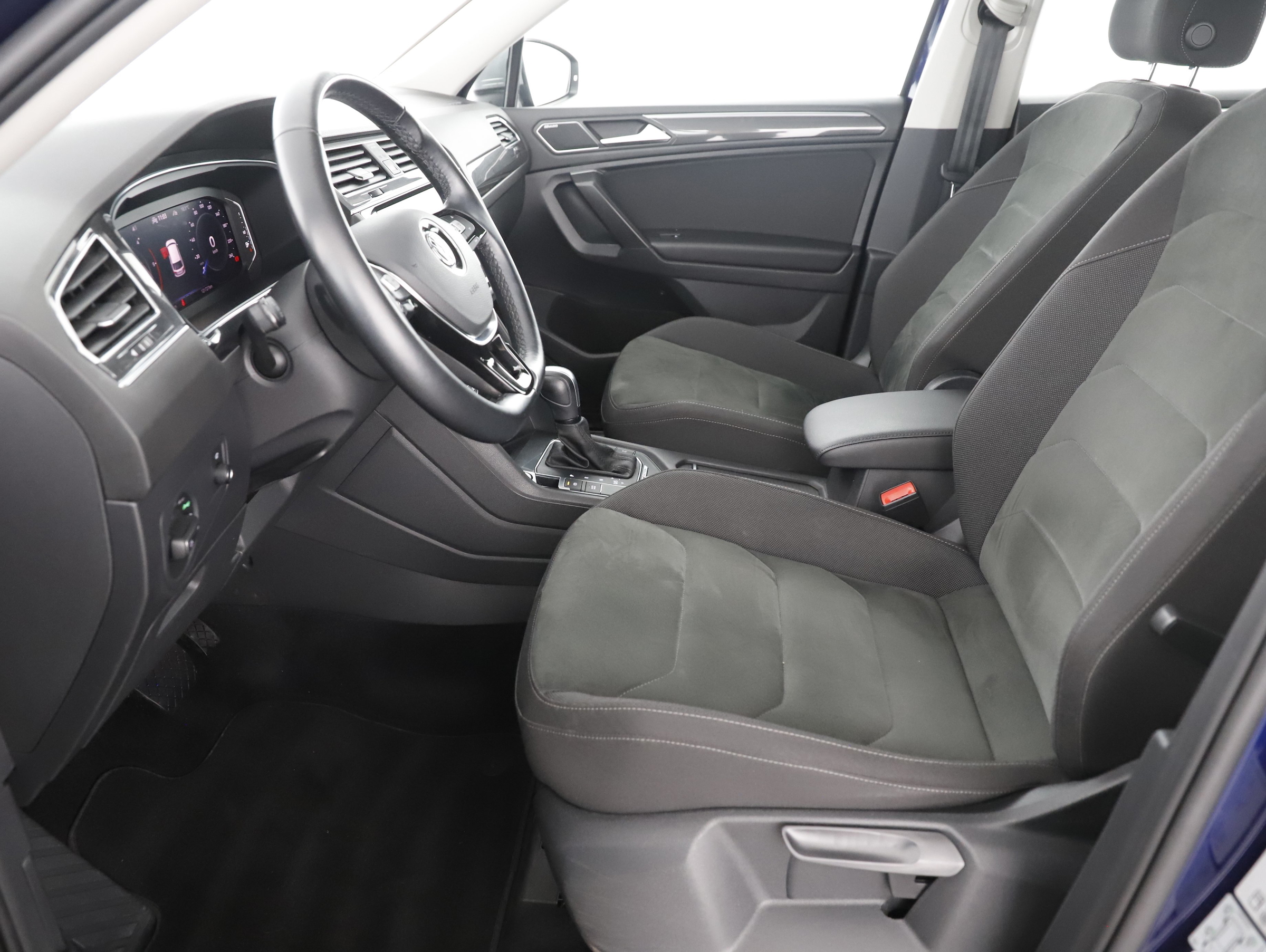 VW Tiguan Allspace 2.0 TDI 4Motion Highline | Bild 8 von 25