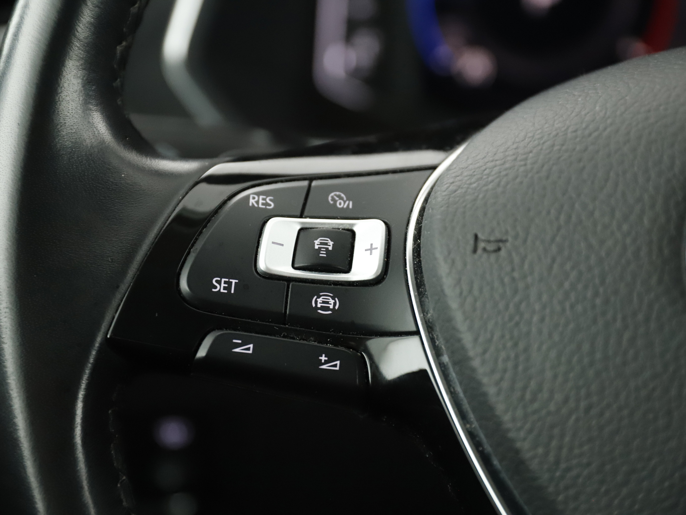 VW Tiguan Allspace CL TDI 4MOTION DSG | Bild 17 von 28