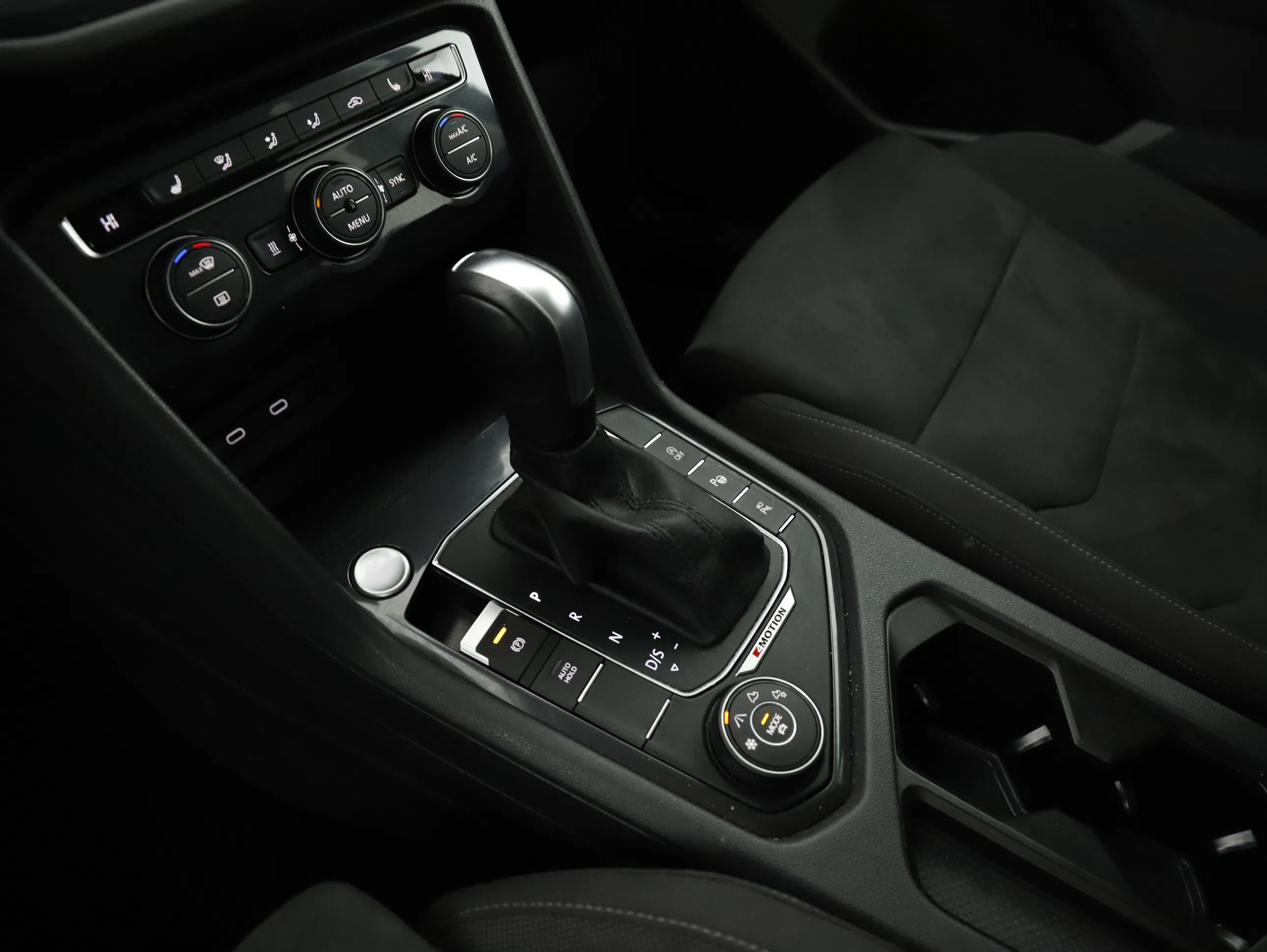 VW Tiguan Allspace CL TDI 4MOTION DSG | Bild 23 von 28